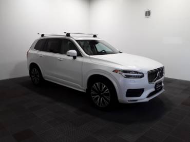 2021 Volvo XC90 T6 AWD Momentum 6P