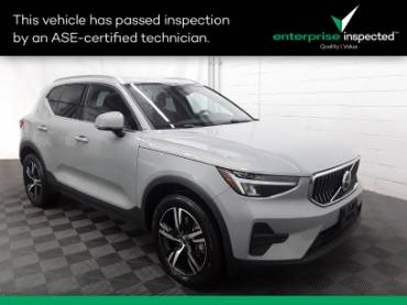 2024 Volvo XC40 Core Bright Theme B5 AWD