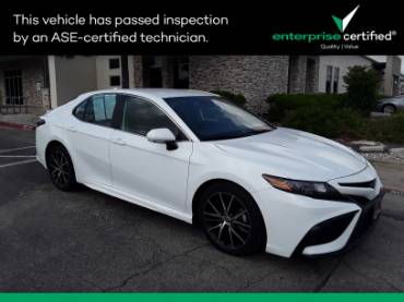 2022 Toyota Camry SE Auto