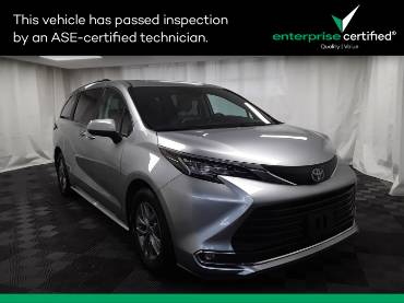 2023 Toyota Sienna XLE FWD 8-Passenger