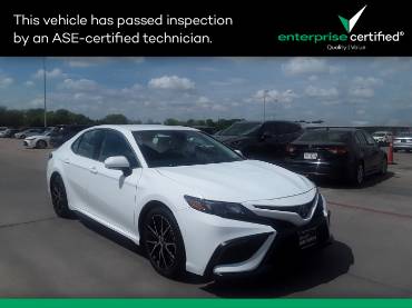 2022 Toyota Camry SE Auto