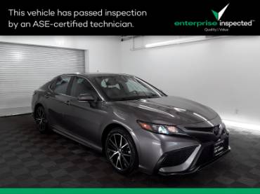 2022 Toyota Camry SE Auto