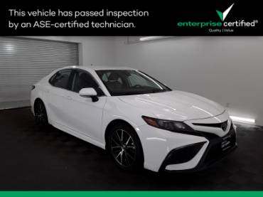 2022 Toyota Camry SE Auto