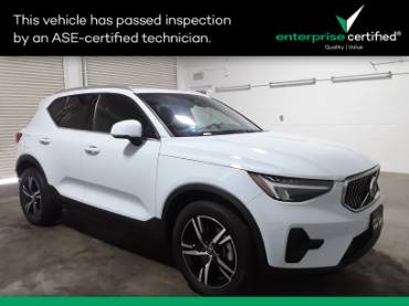2024 Volvo XC40 Core Bright Theme B5 AWD
