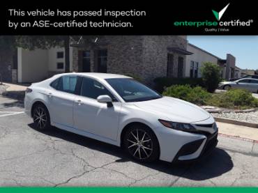 2022 Toyota Camry SE Auto