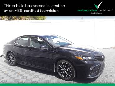 2022 Toyota Camry SE Auto