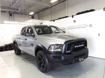 2024 Ram 1500 Classic Warlock 4x4 Crew Cab 5'7