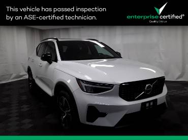 2024 Volvo XC40 Core Bright Theme B5 AWD