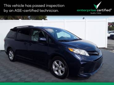 2020 Toyota Sienna LE Auto Access Seat FWD 7-Passenger