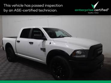 2024 Ram 1500 Classic Warlock 4x2 Crew Cab 5'7