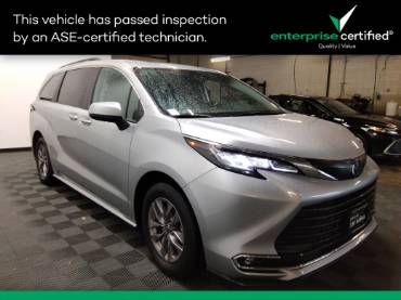2023 Toyota Sienna XLE FWD 8-Passenger