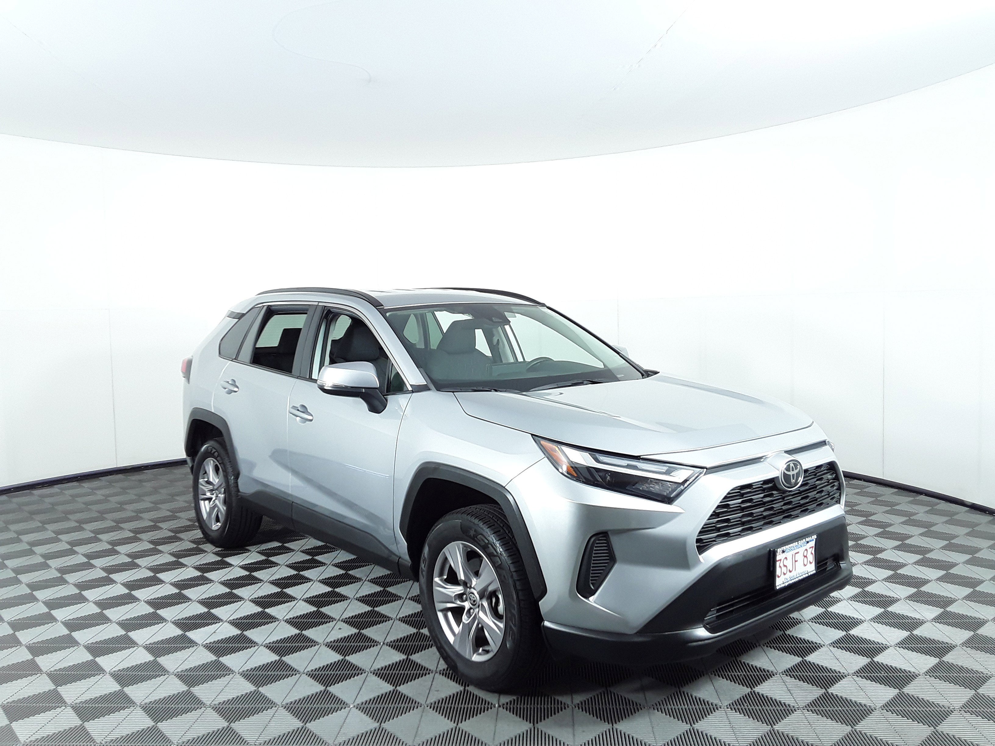 2023 Toyota RAV4 XLE AWD