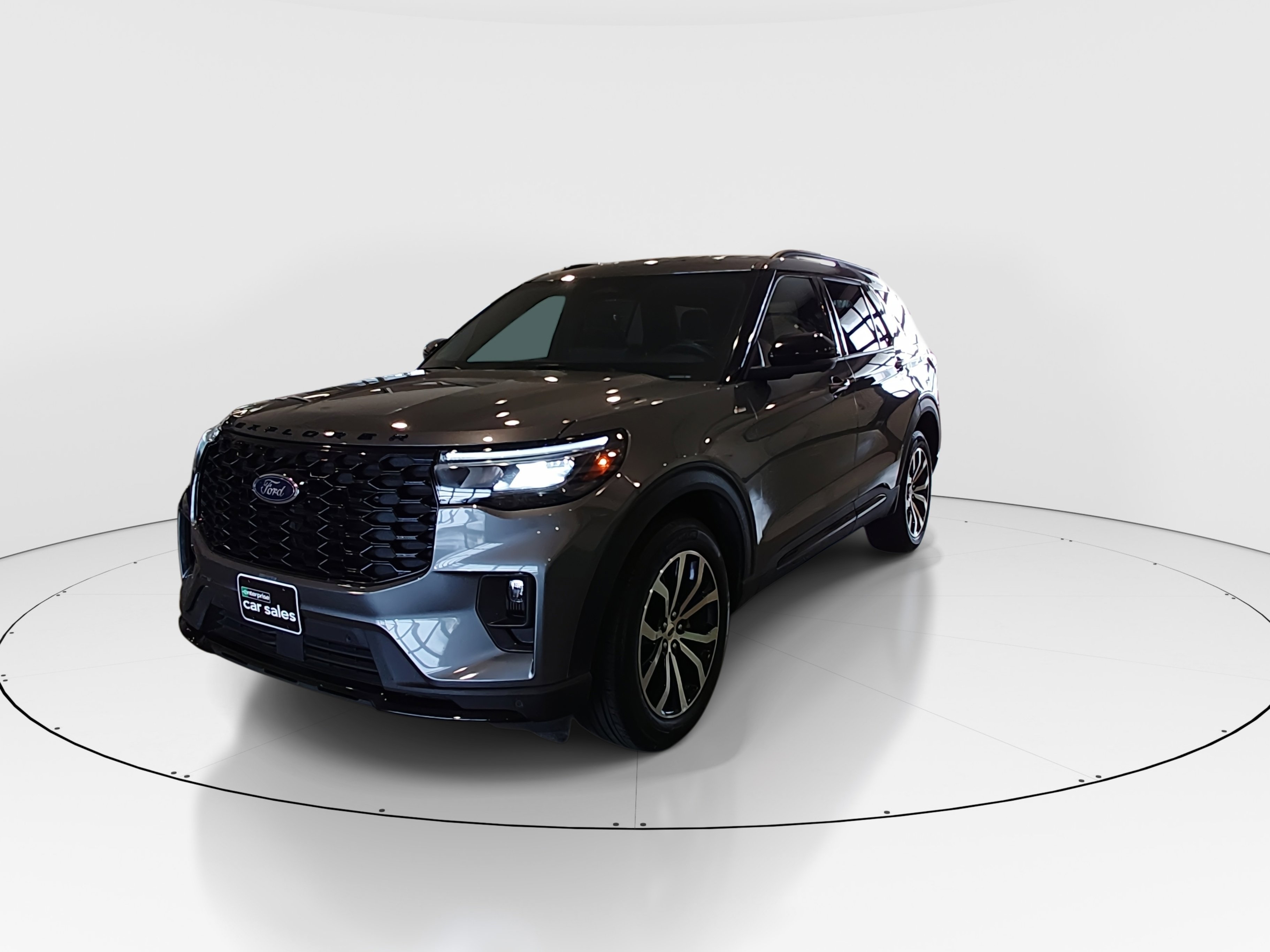 2025 Ford Explorer - Image 3