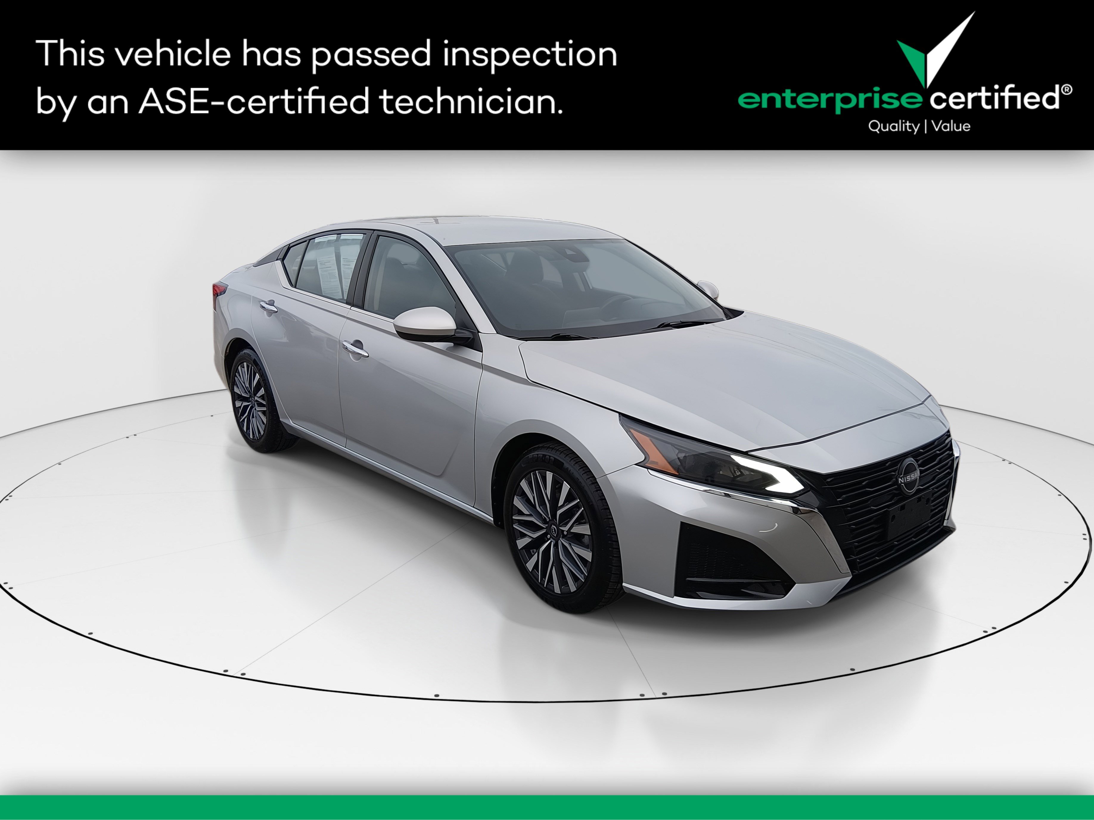 2023 Nissan Altima SV's photo