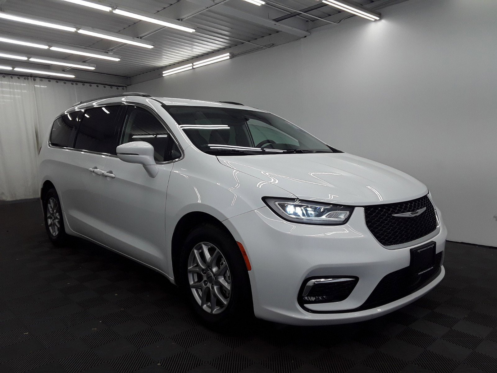 2022 Chrysler Pacifica Touring L FWD