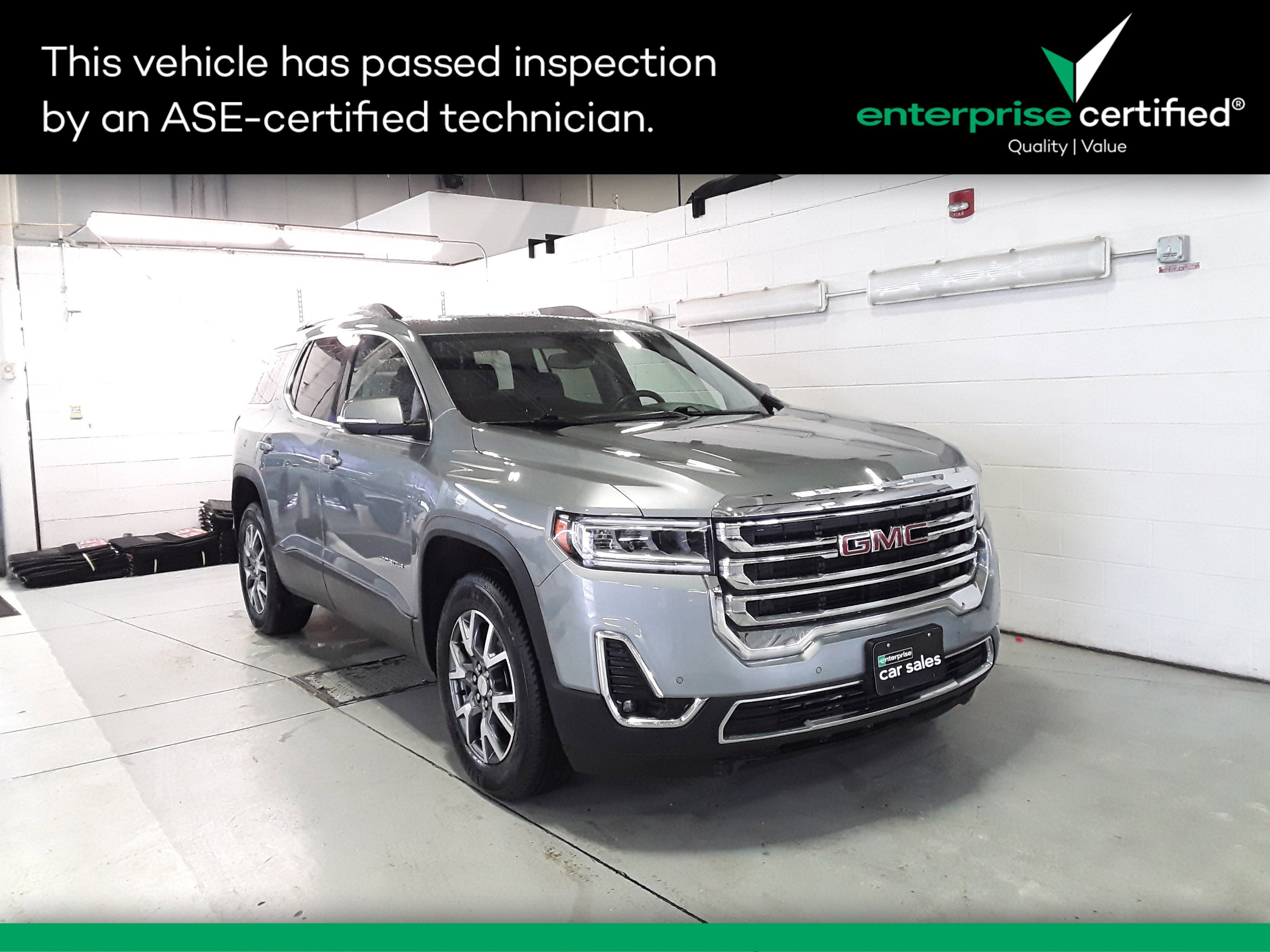 2023 GMC Acadia SLT's photo