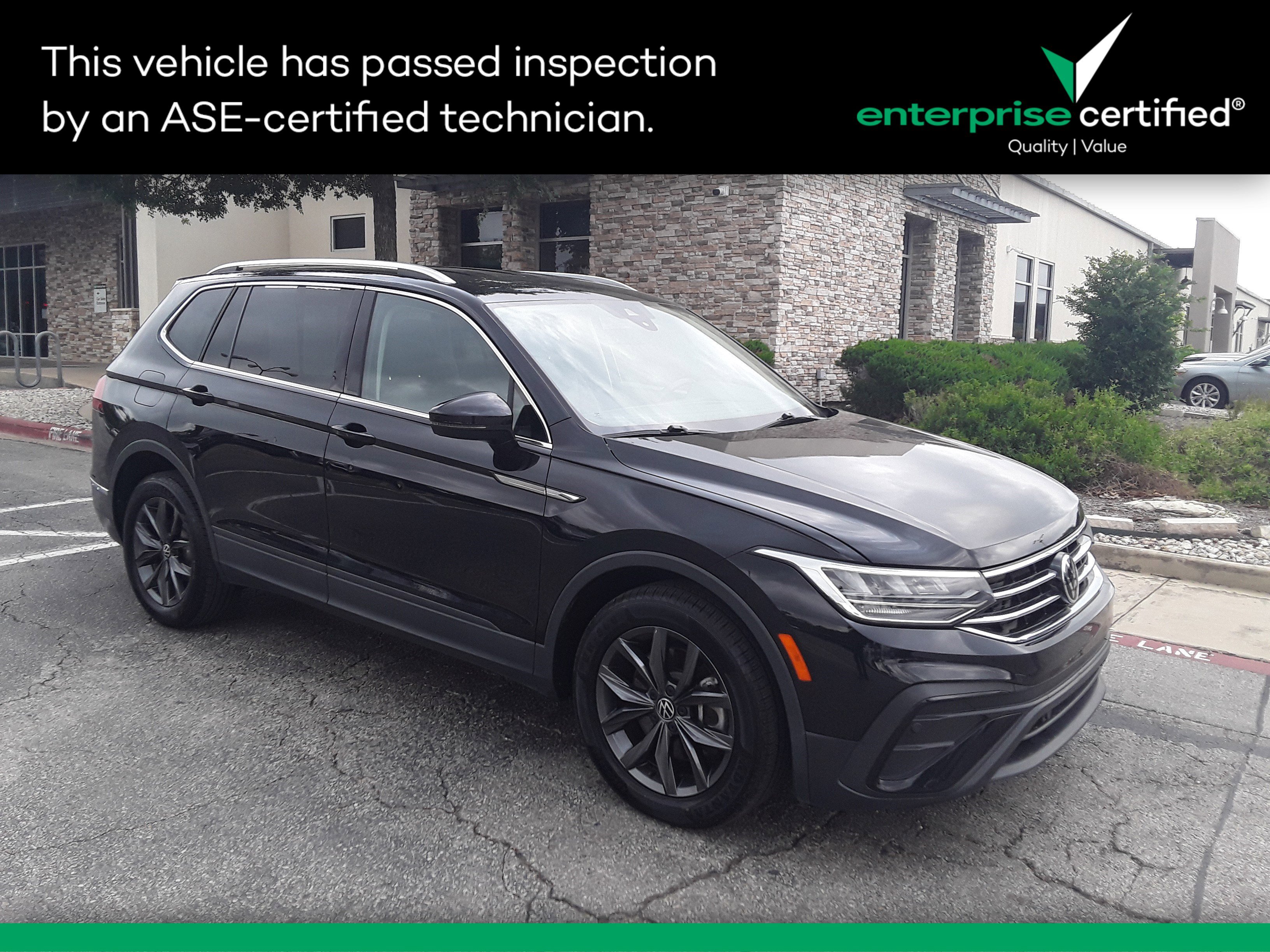 2022 Volkswagen Tiguan 2.0T SE FWD
