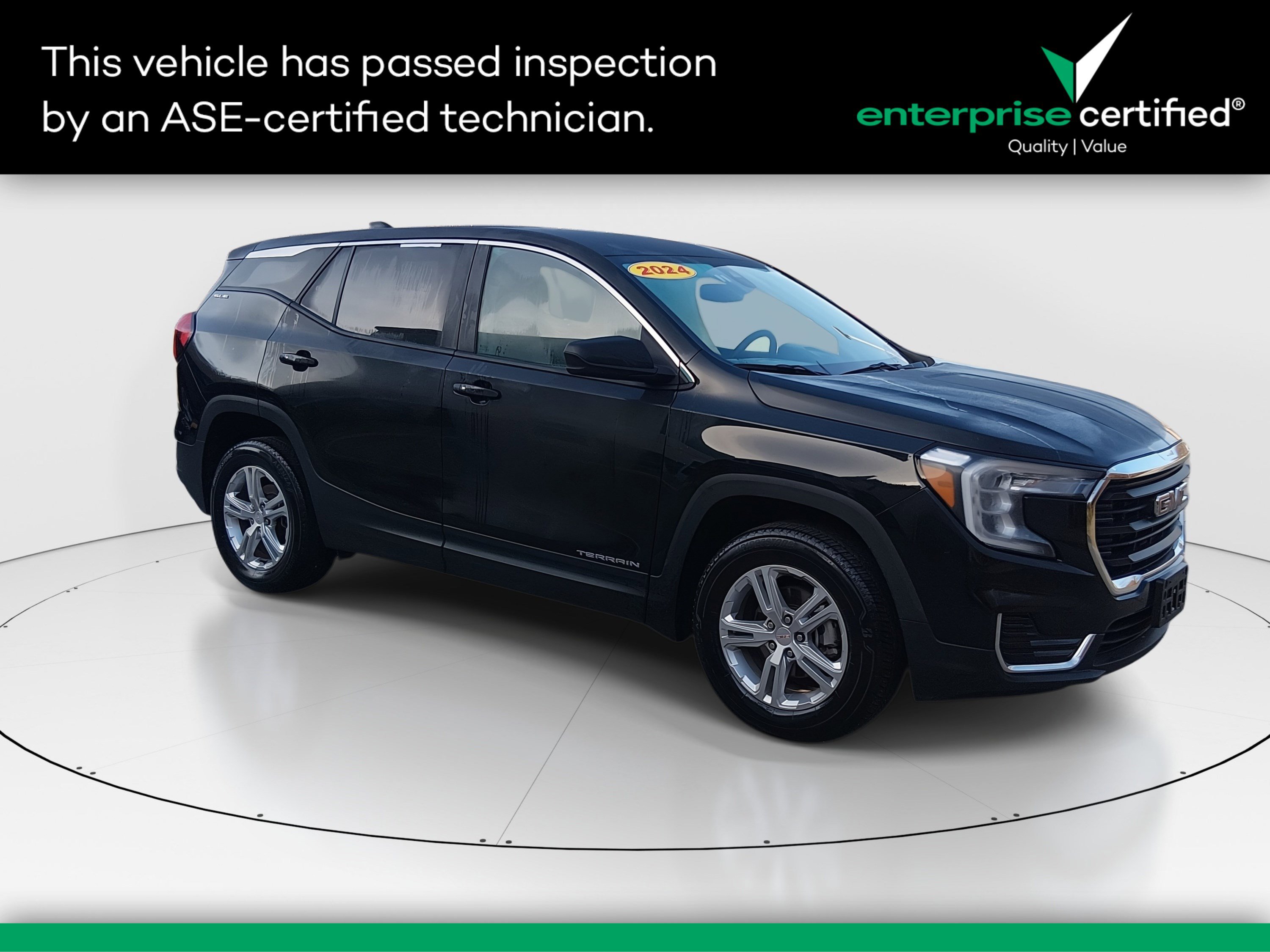 2024 GMC Terrain SLE's photo