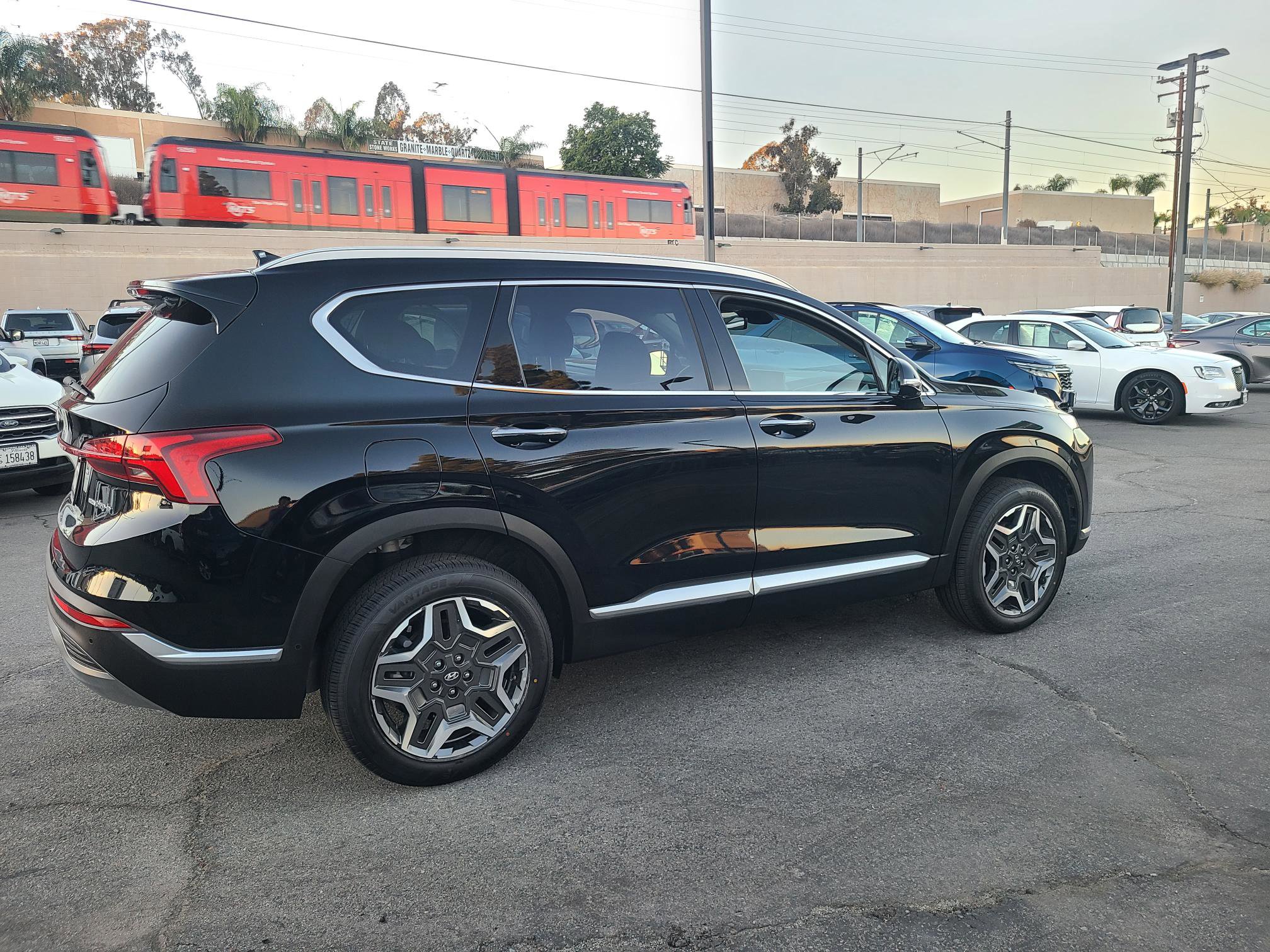 Image of Used 2023 Hyundai Santa Fe Plug-In Hybrid Limited AWD