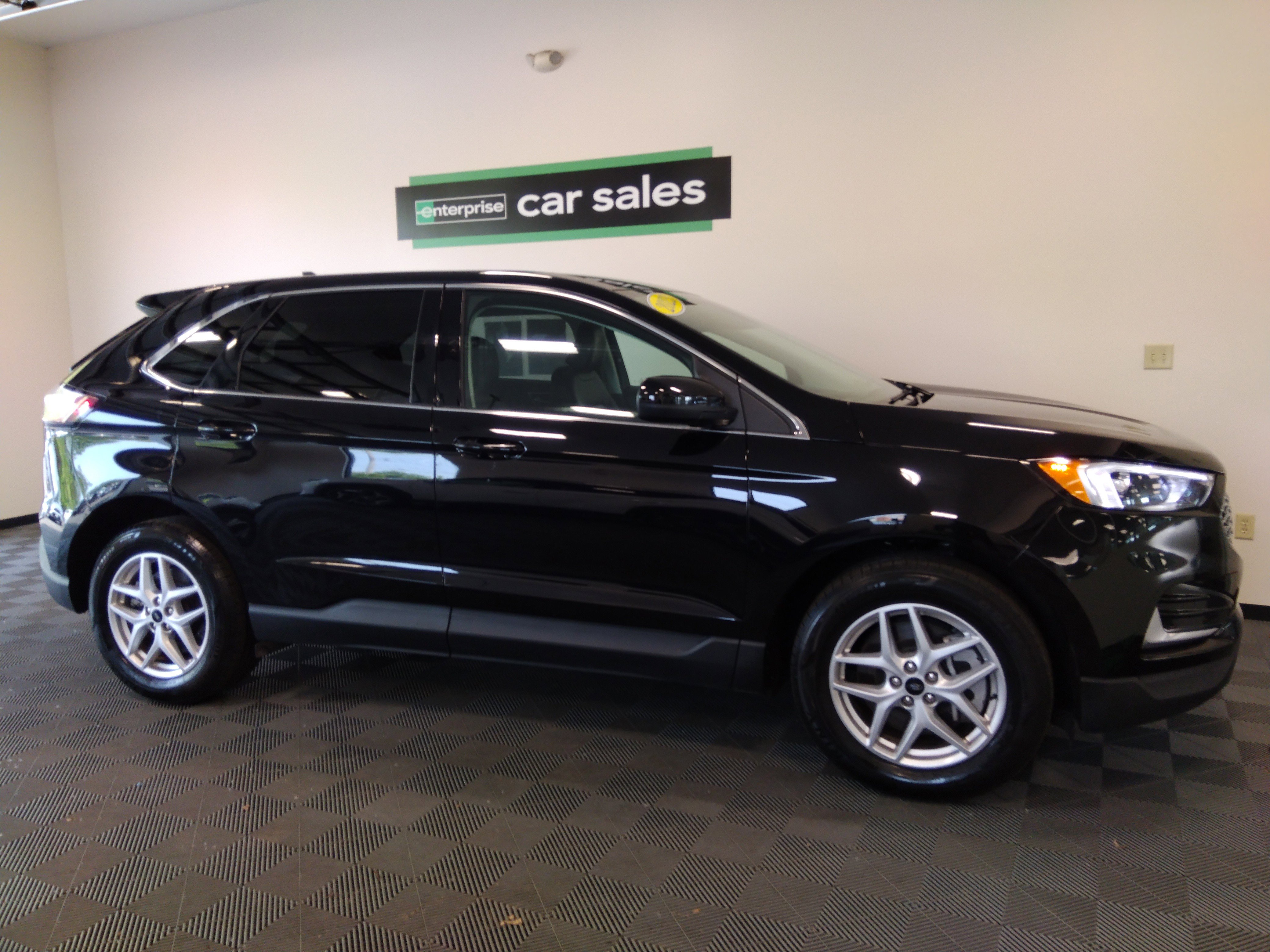 2023 Ford Edge