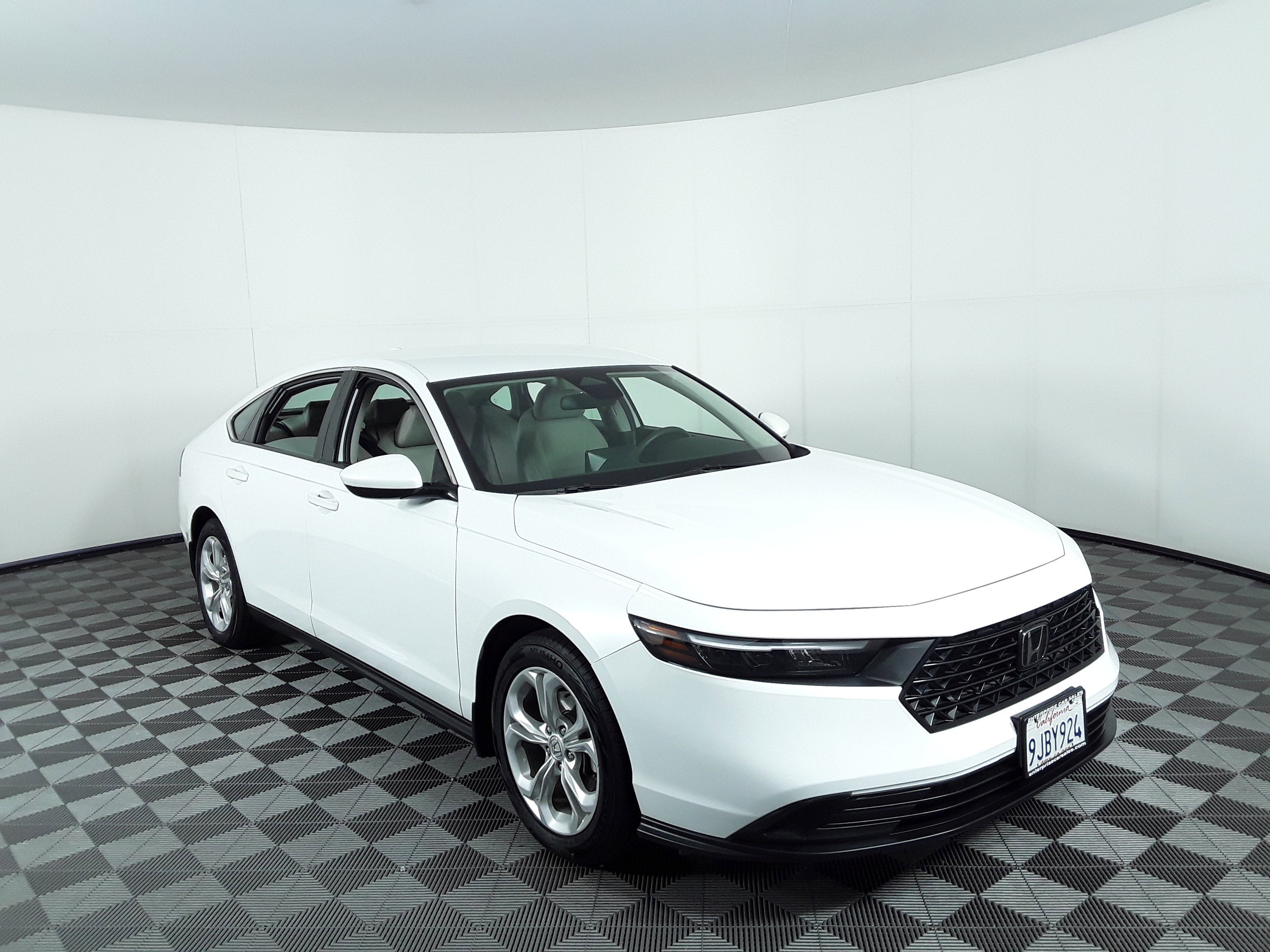 Used 2023 Honda Accord Sedan LX CVT