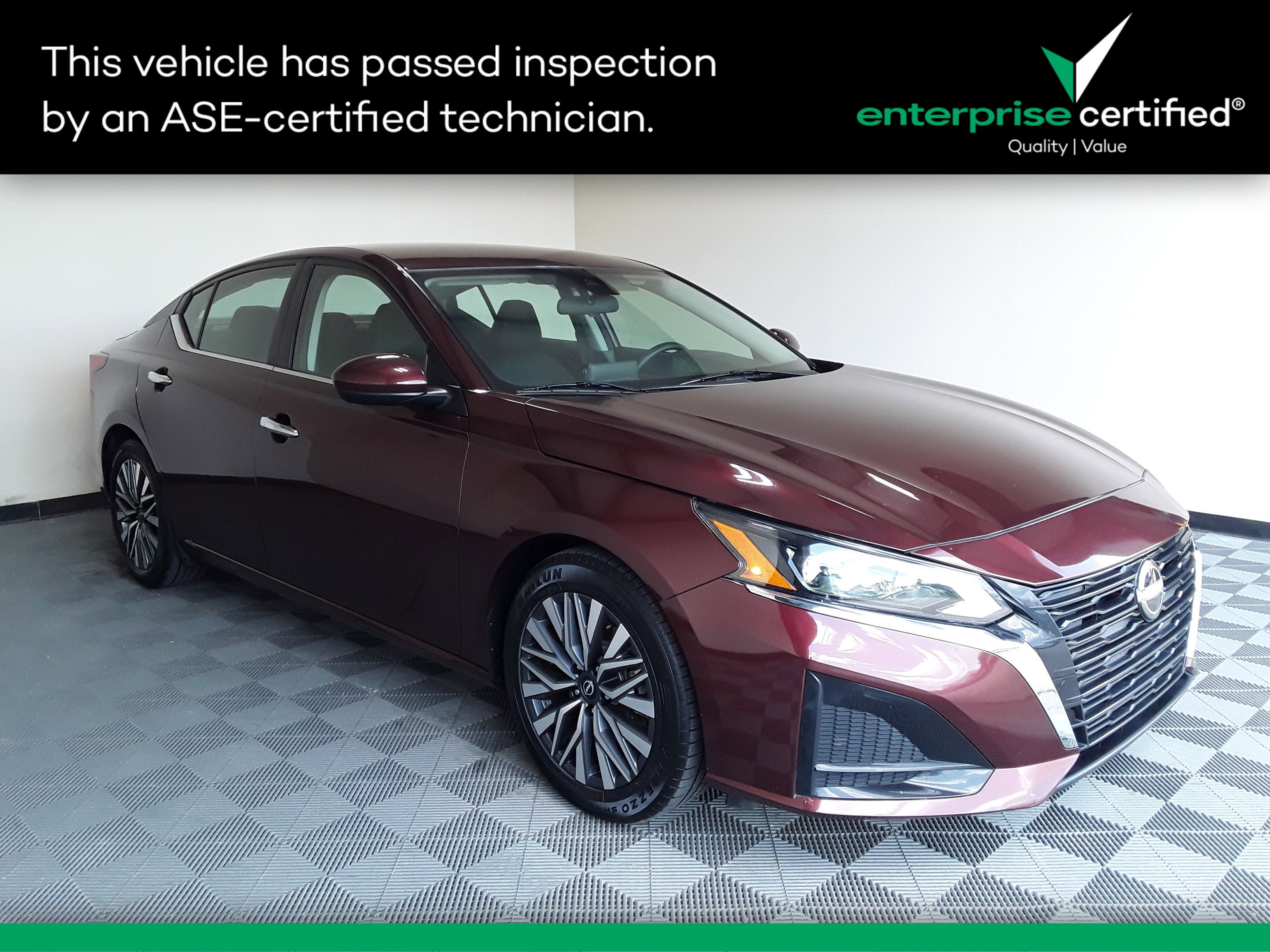 Used 2023 Nissan Altima 2.5 SV Sedan