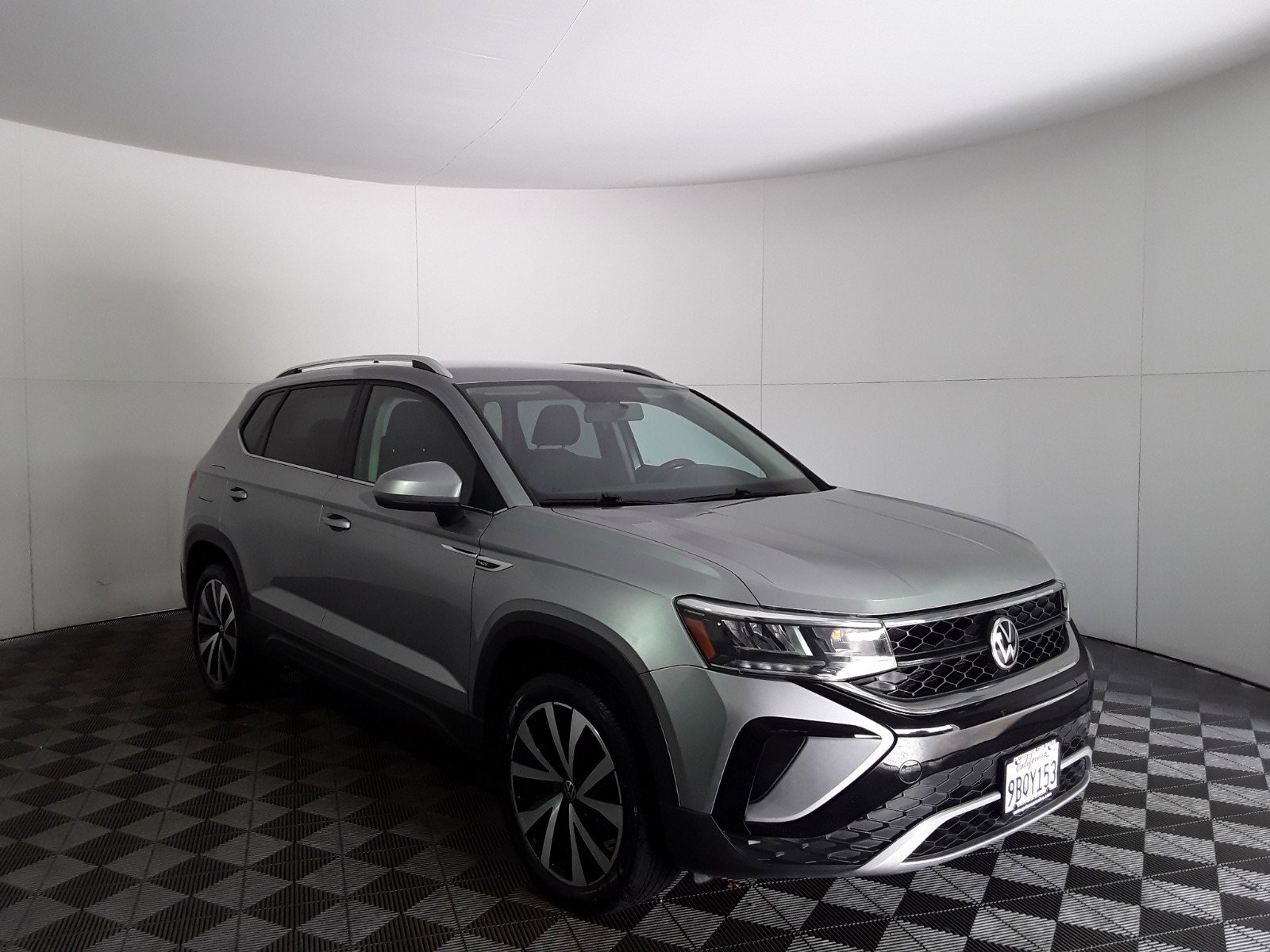 2022 Volkswagen Taos SE FWD