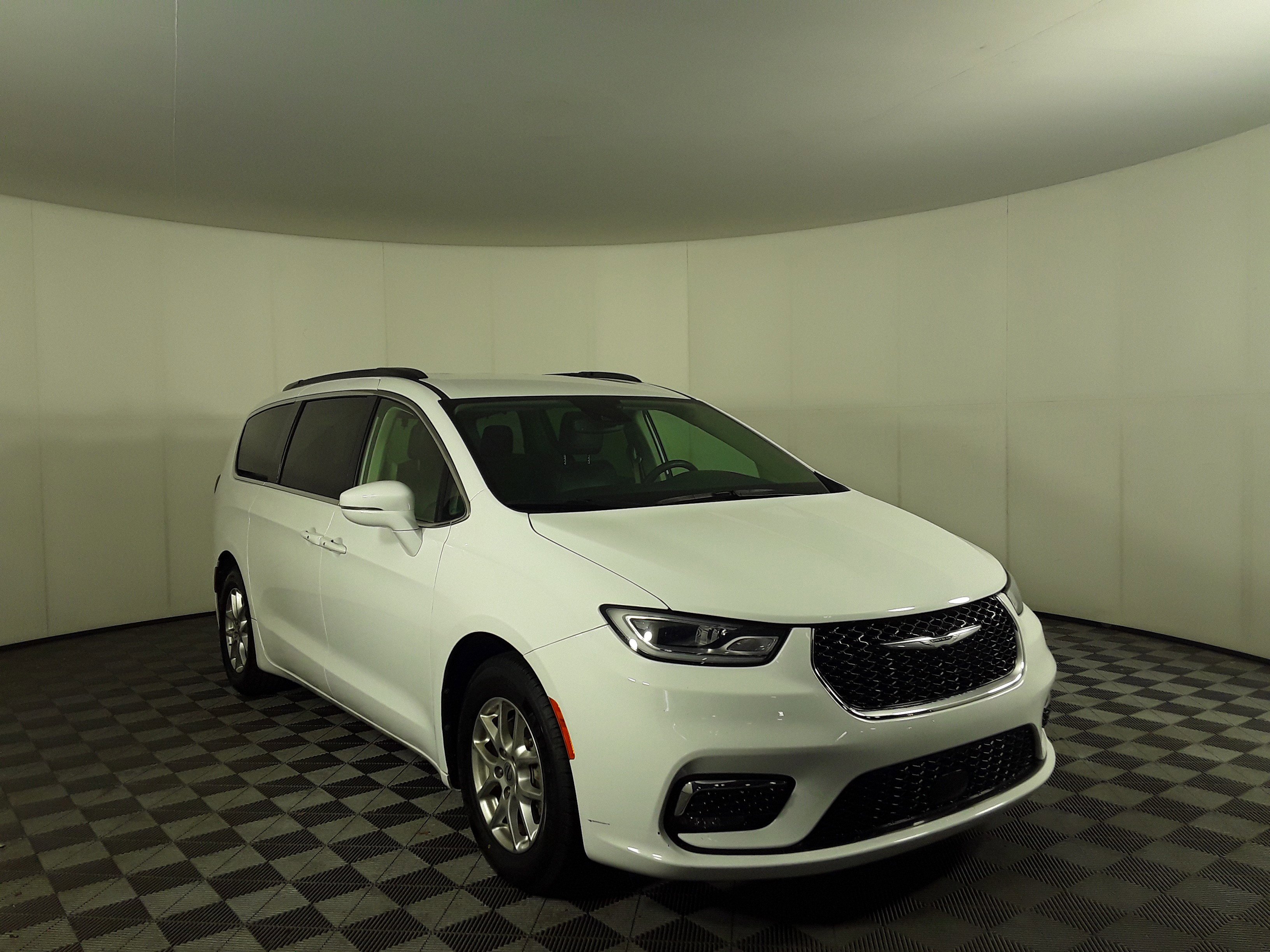 2022 Chrysler Pacifica Touring L FWD