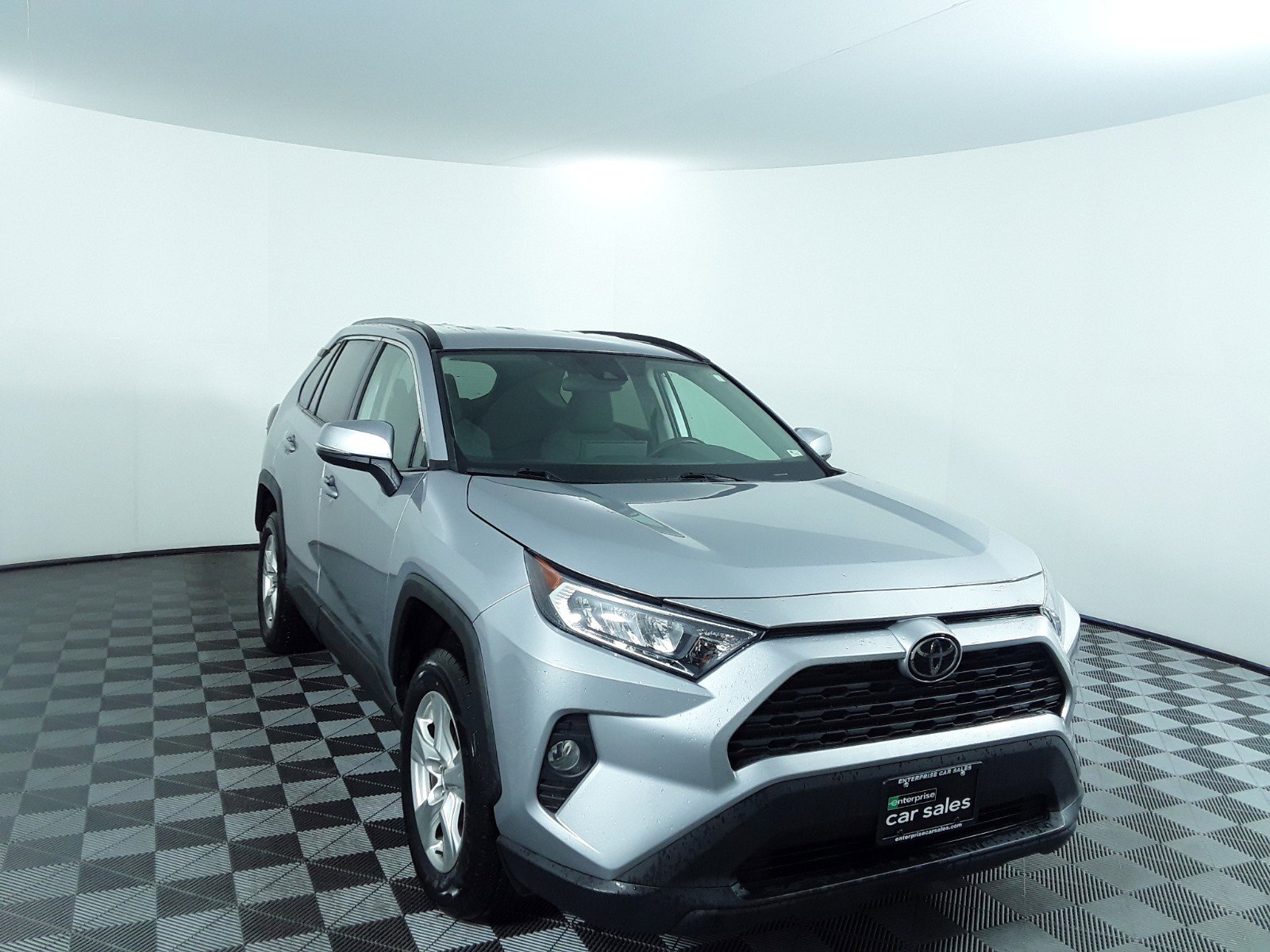 2021 Toyota RAV4 XLE FWD