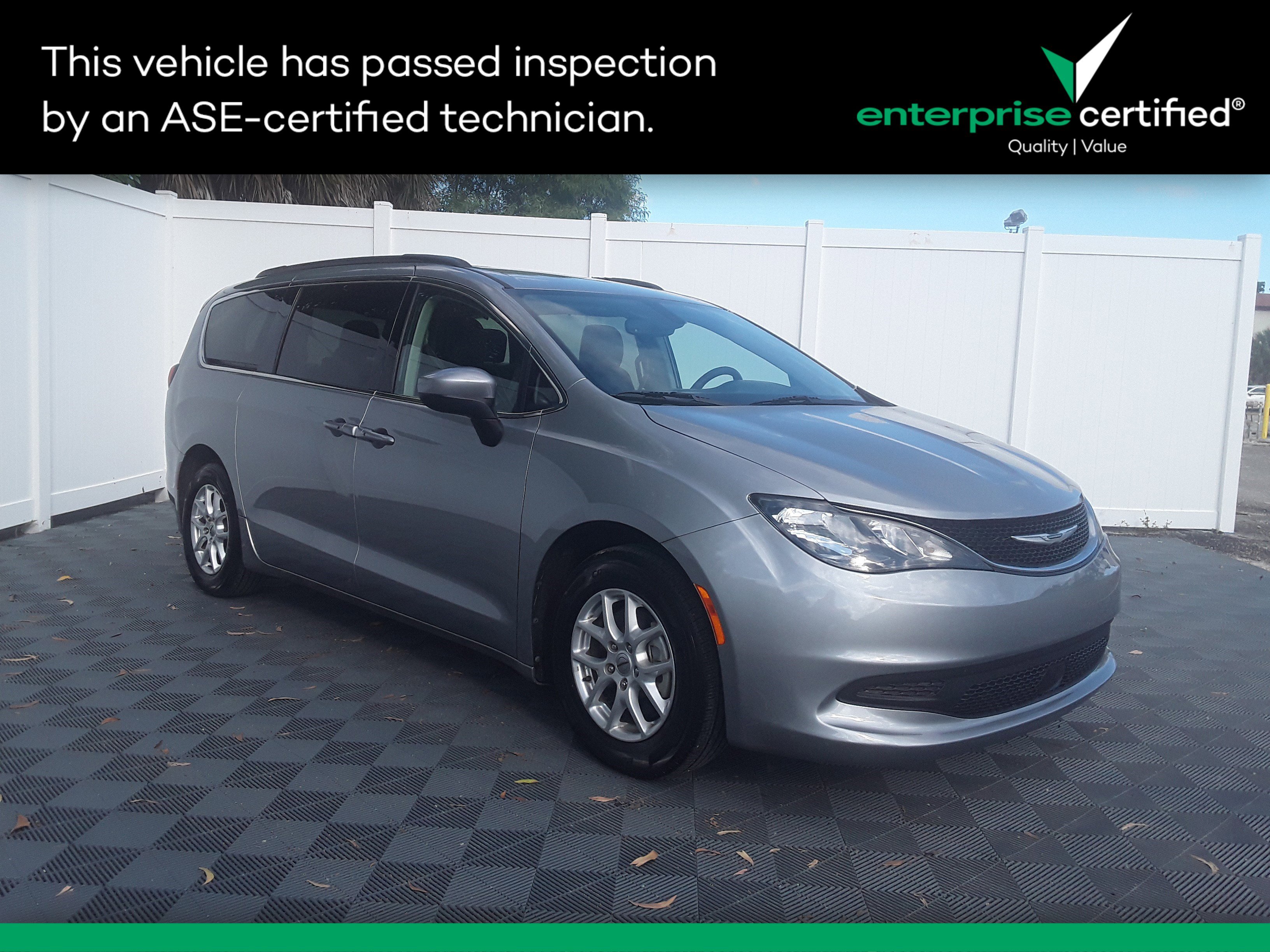Used 2021 Chrysler Voyager LXI FWD