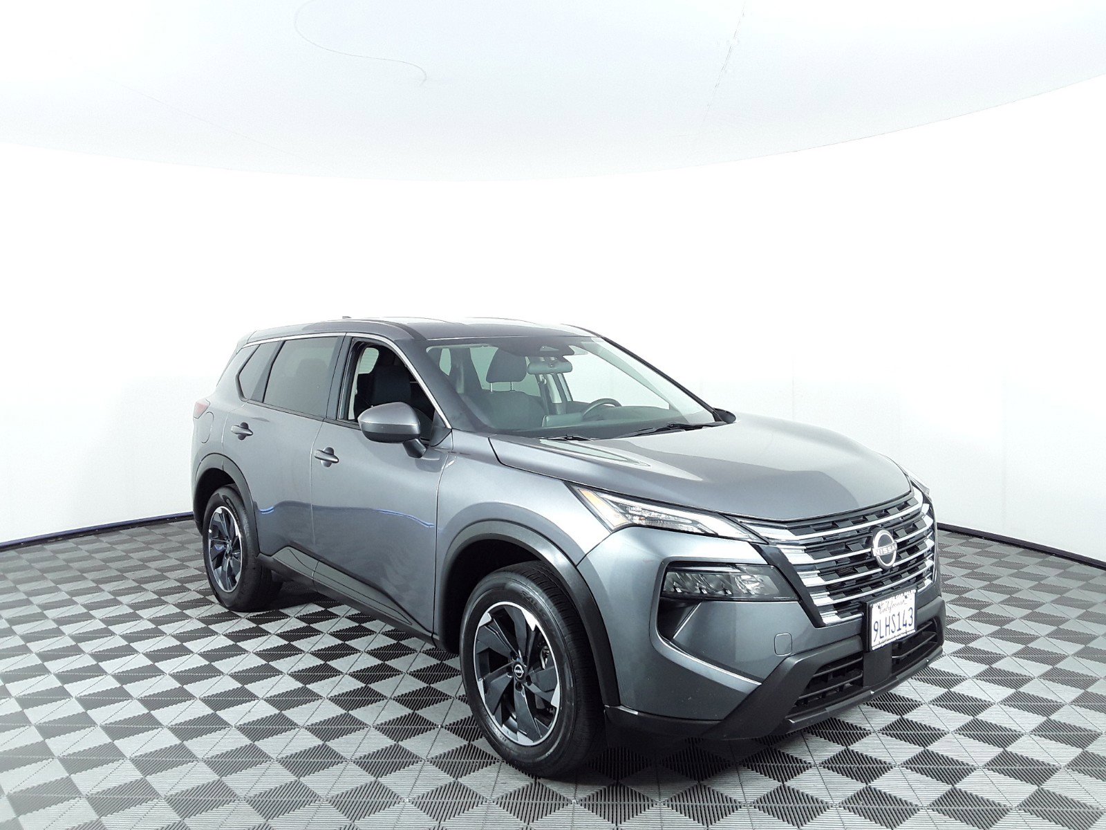 2024 Nissan Rogue FWD SV