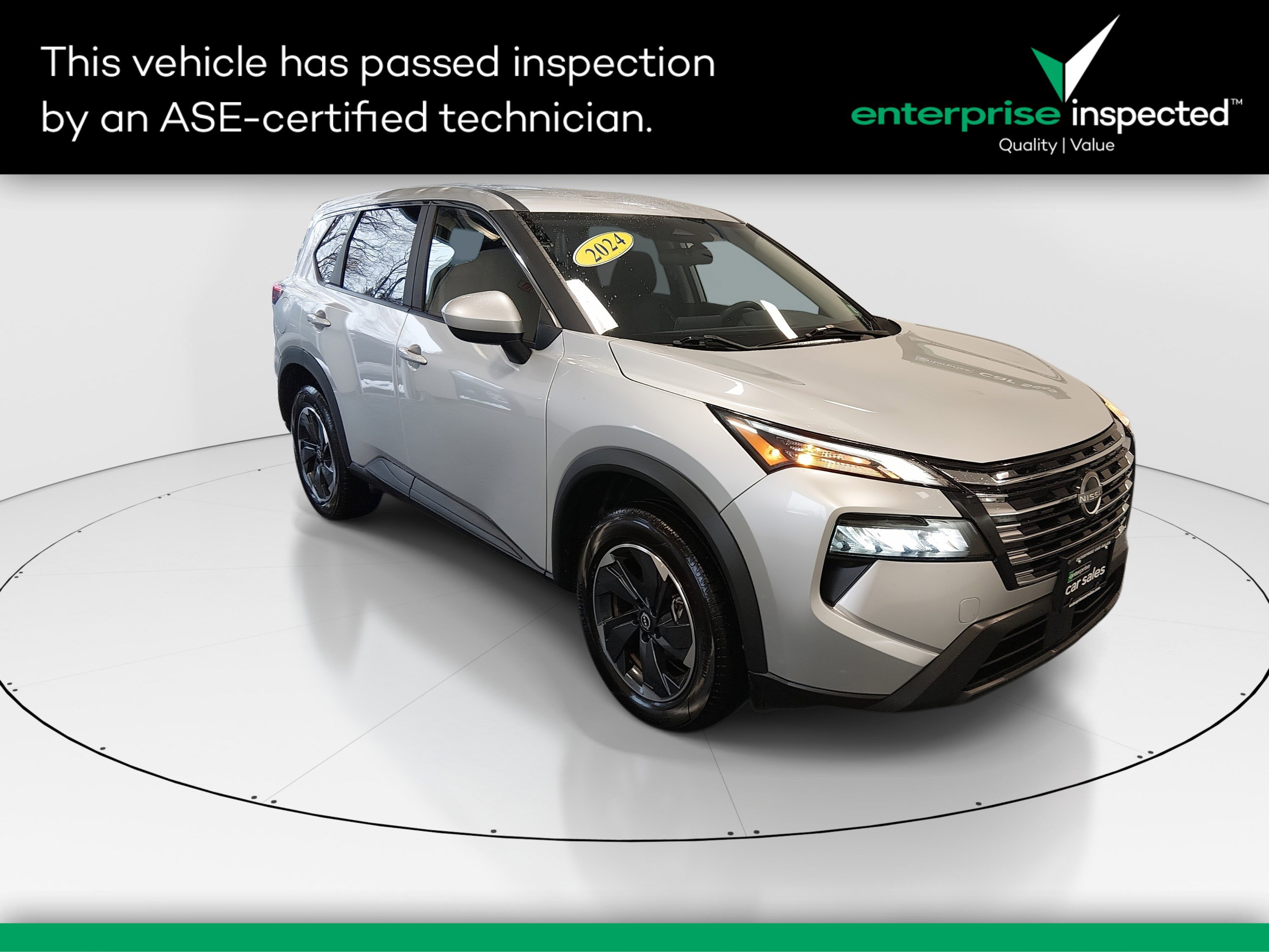 2024 Nissan Rogue SV's photo