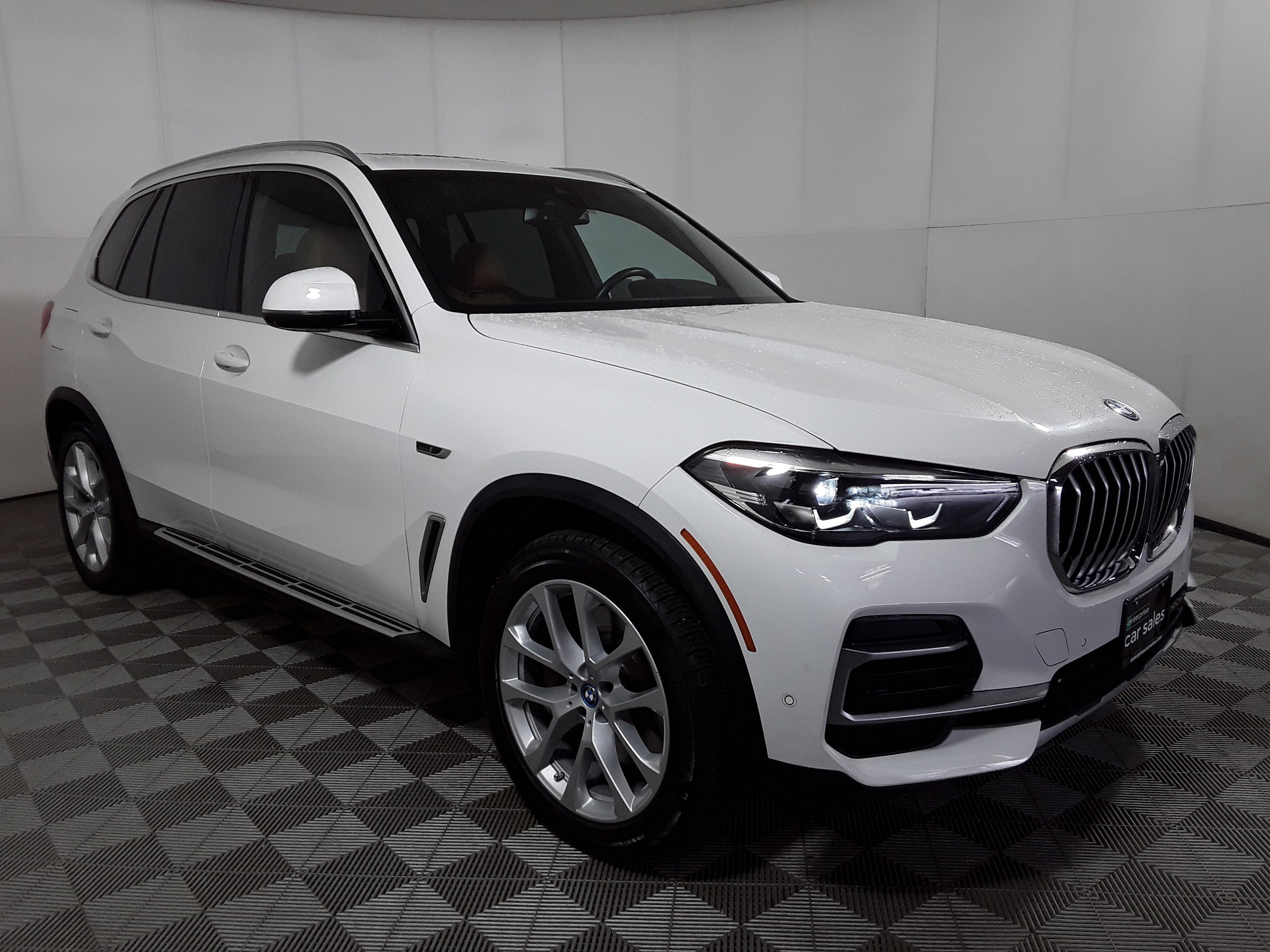 2023 BMW X5 xDrive45e Plug-In Hybrid