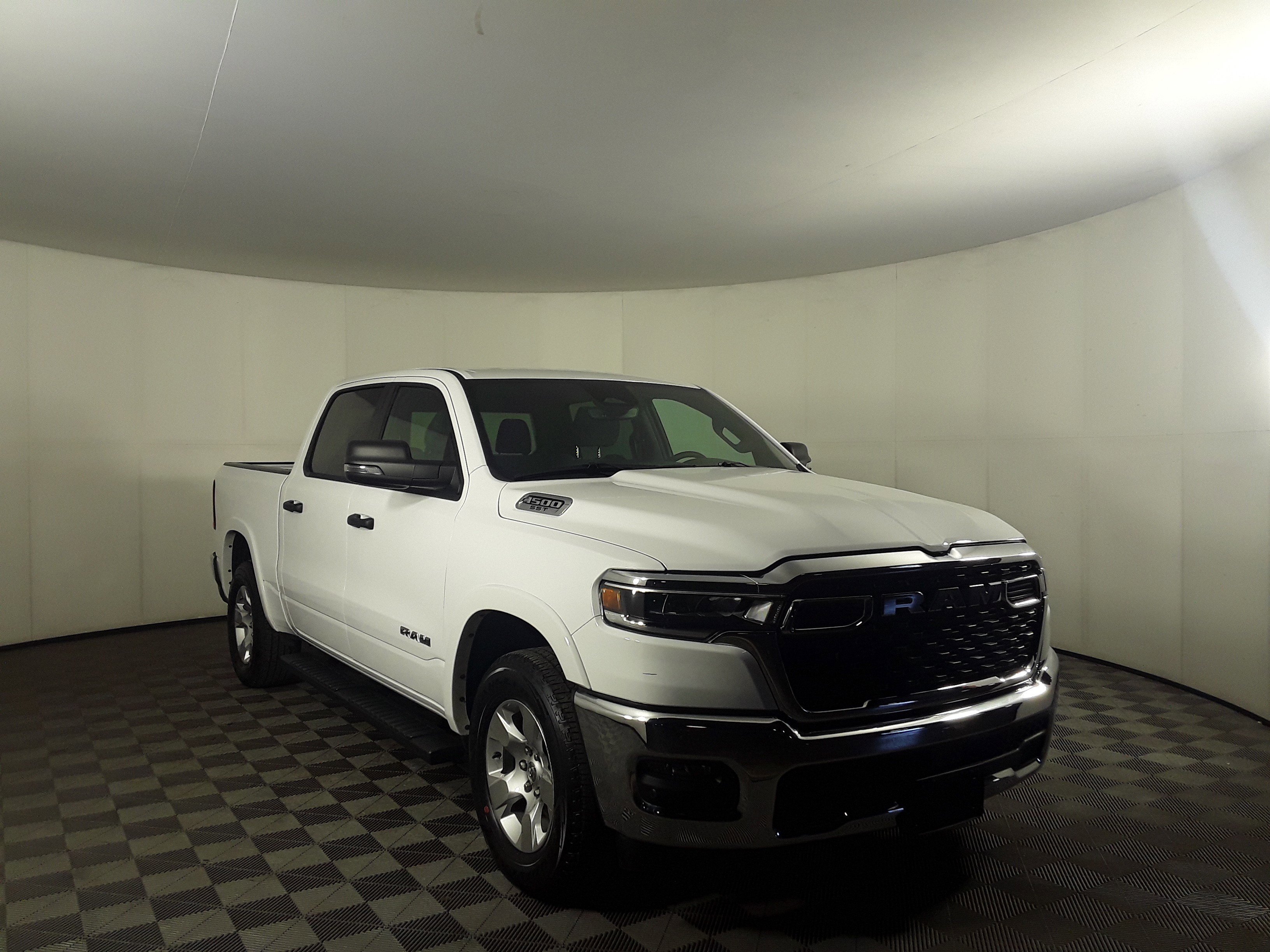 2025 Ram 1500 Big Horn 4x4 Crew Cab 5'7