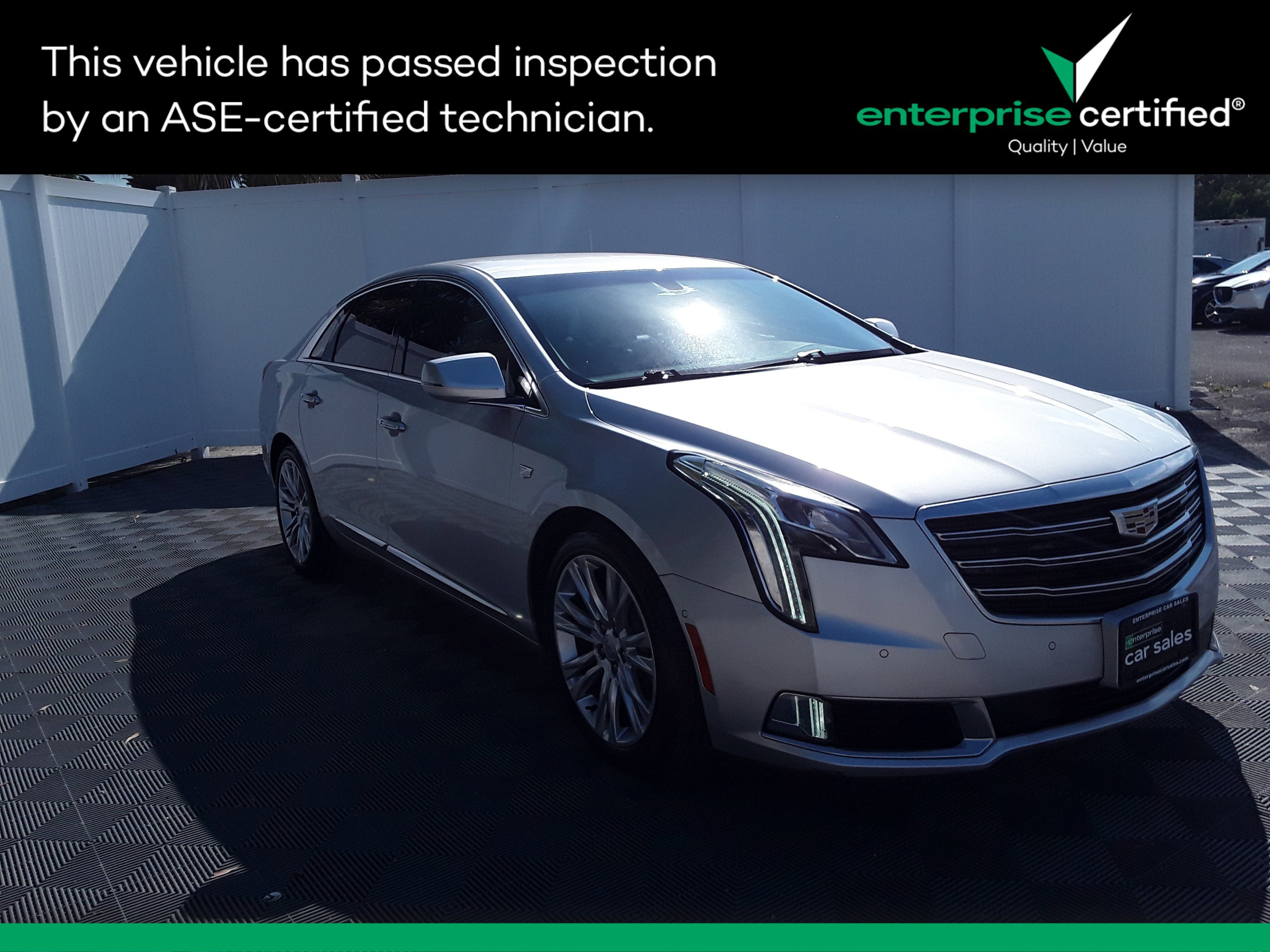 2019 Cadillac XTS 4dr Sdn Luxury FWD