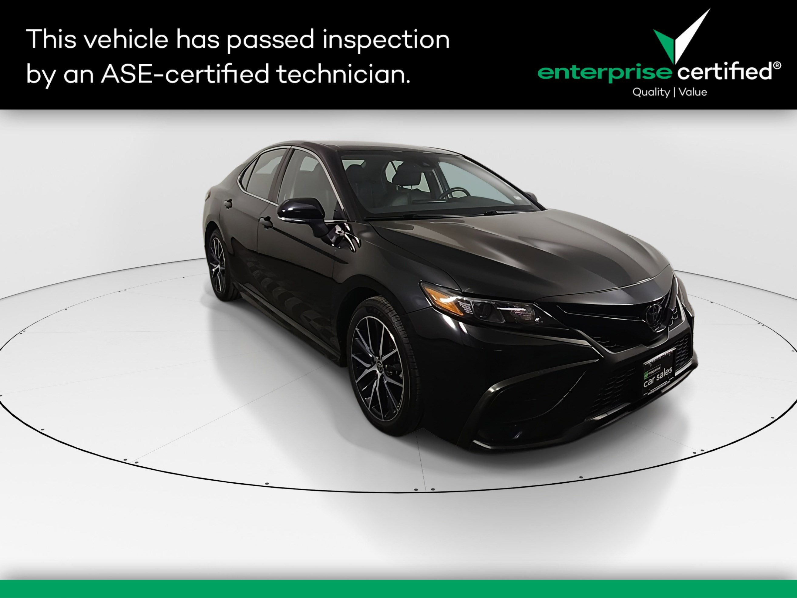 Used 2024 Toyota Camry SE Auto