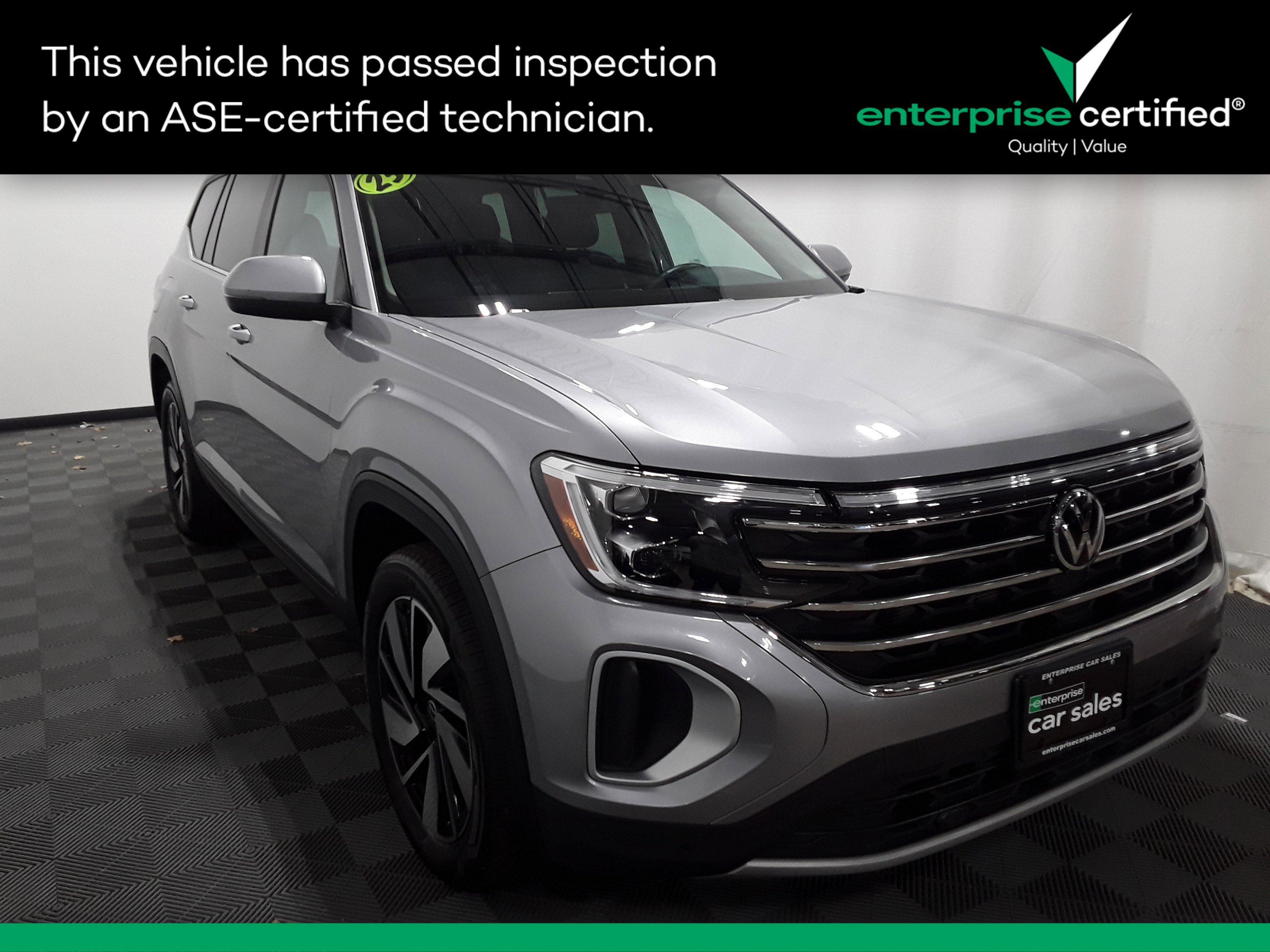 Used 2025 Volkswagen Atlas 2.0T SE w/Technology 4MOTION