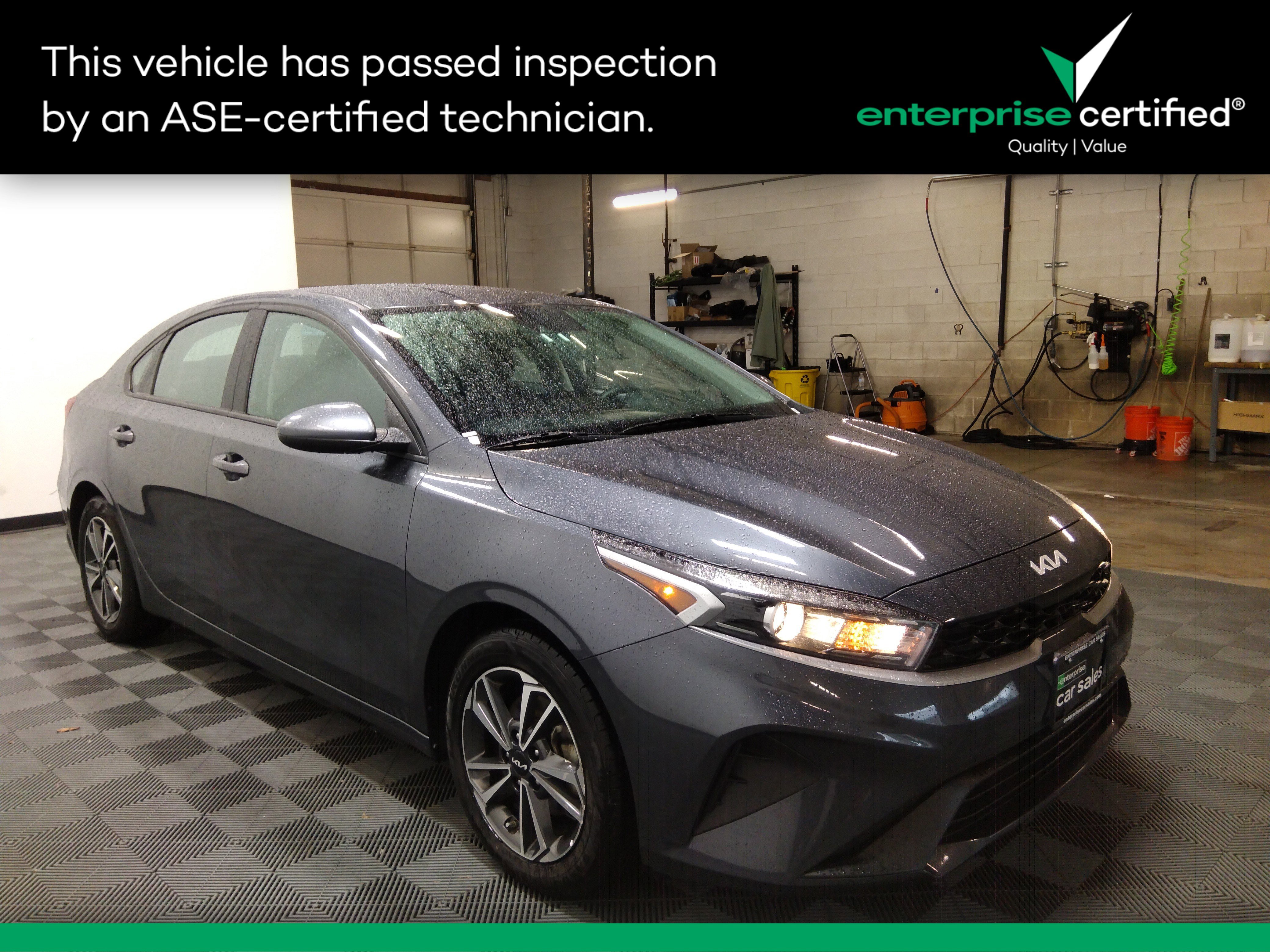 2023 Kia Forte LXS IVT