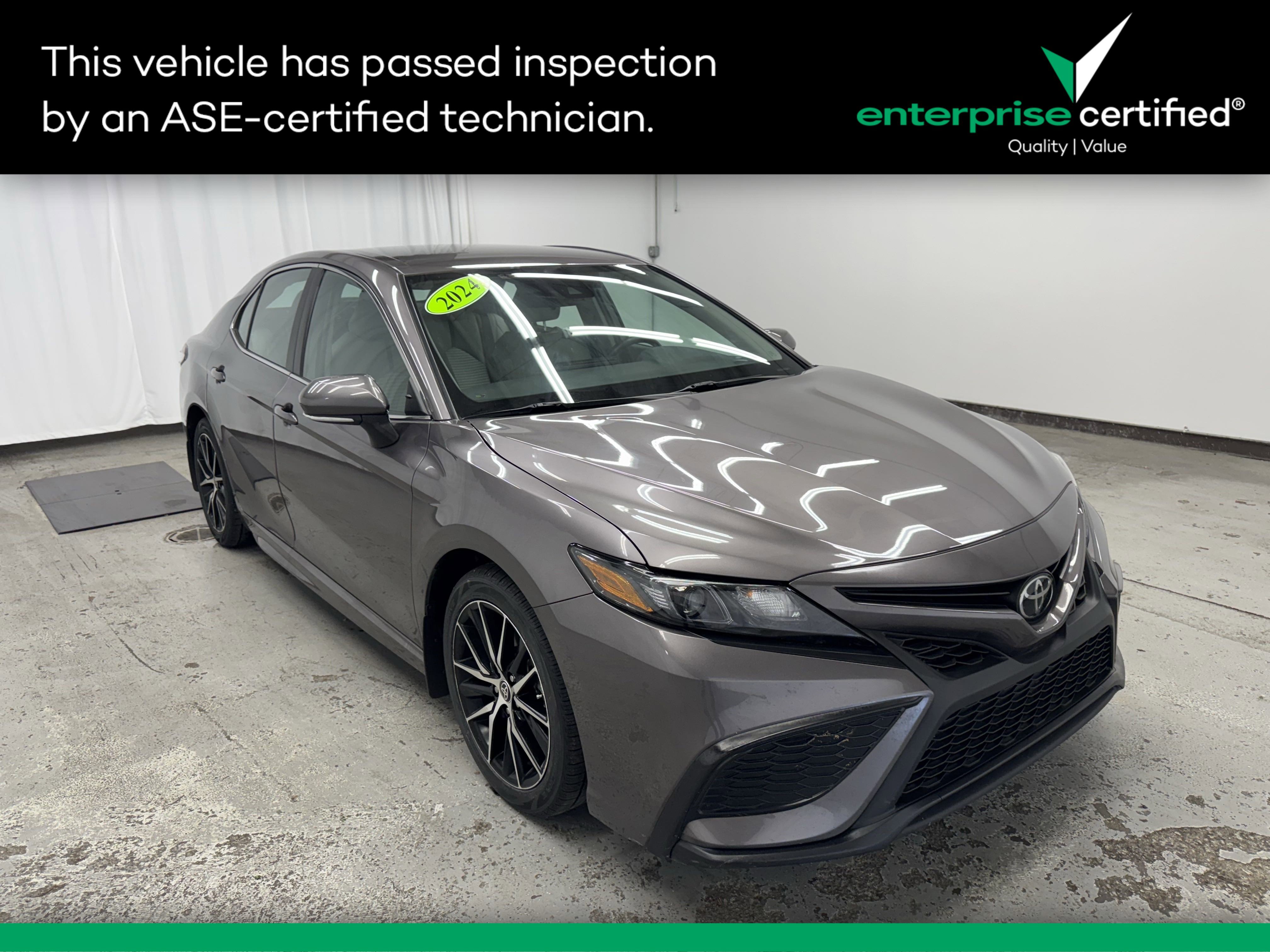 2024 Toyota Camry SE Auto AWD