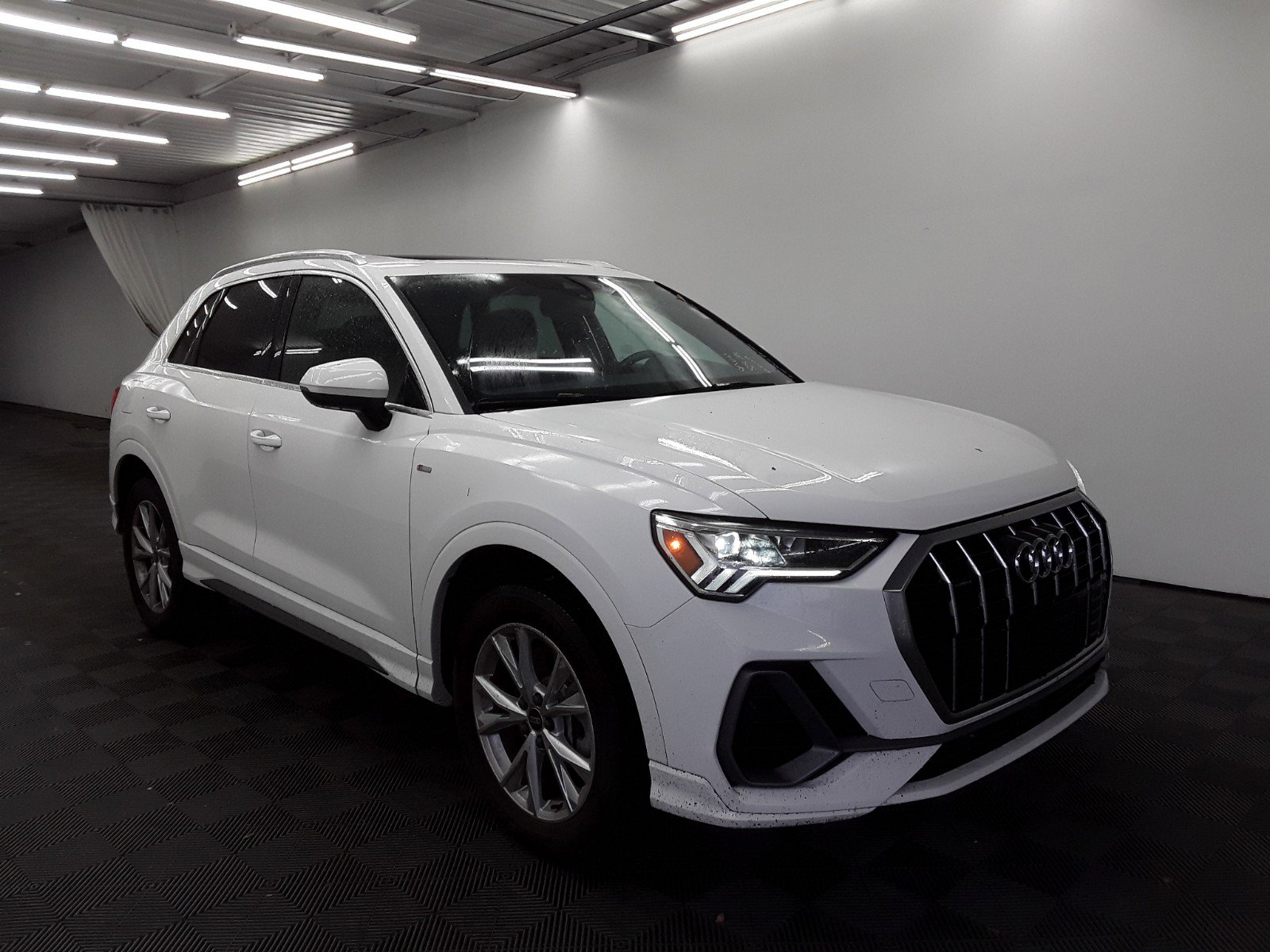 2023 Audi Q3 S line Premium 45 TFSI quattro