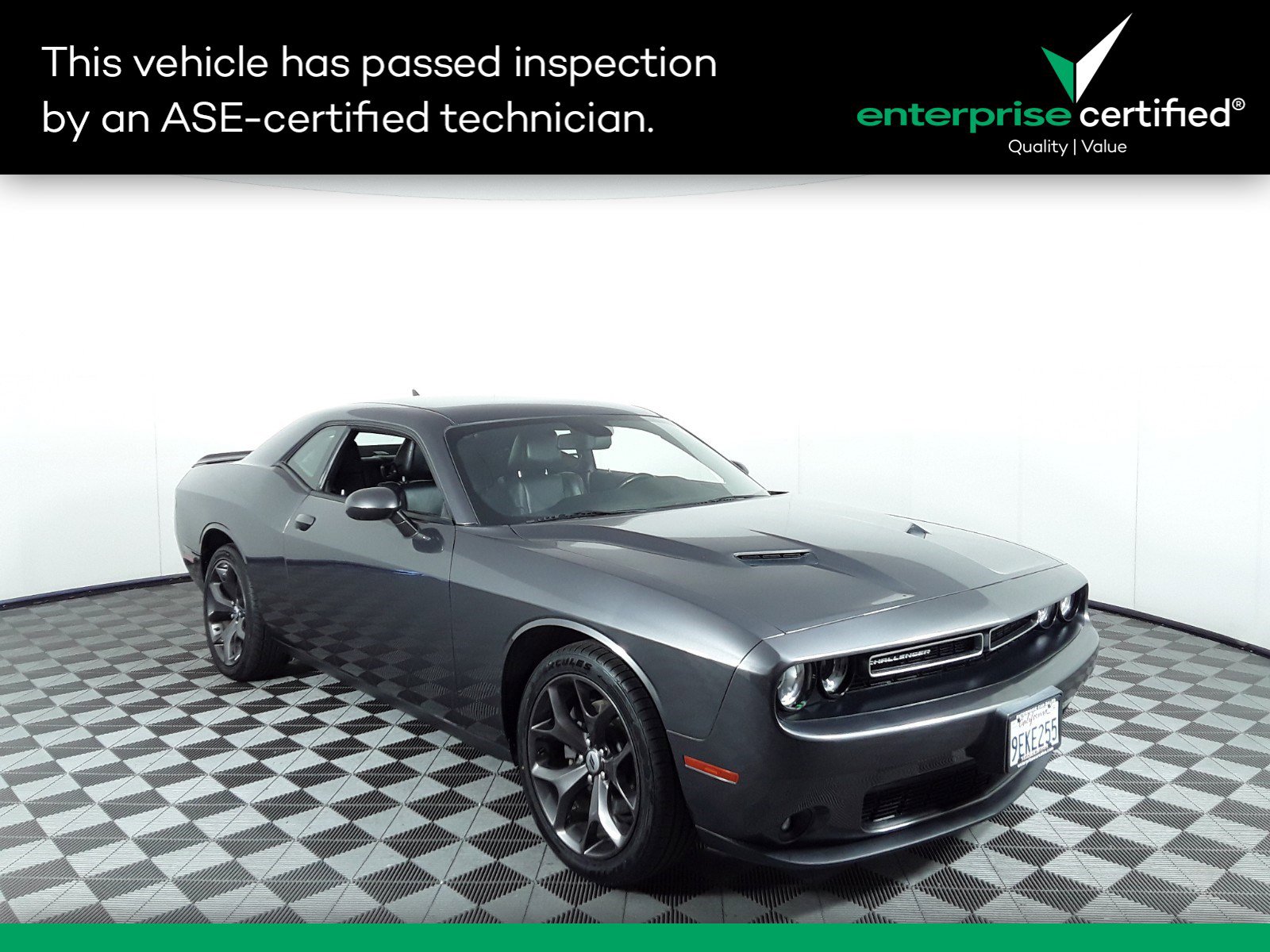 Used 2019 Dodge Challenger SXT RWD