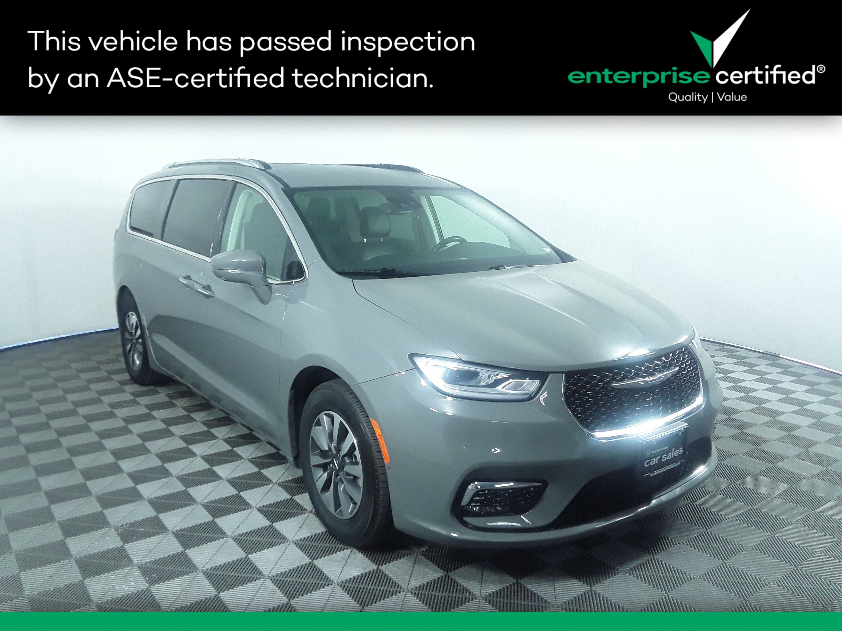 2021 Chrysler Pacifica Hybrid Touring L FWD