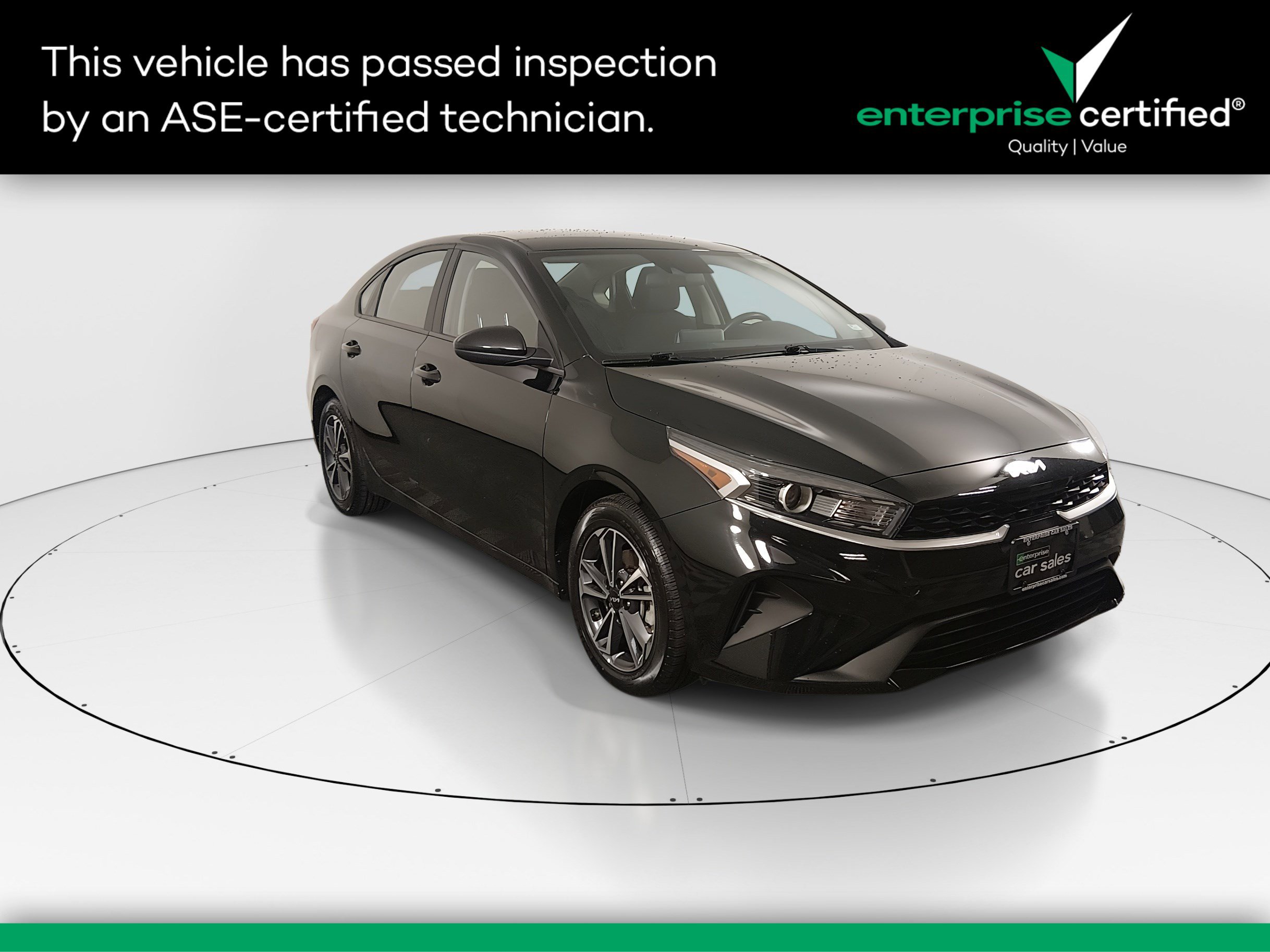 2024 Kia Forte LXS's photo