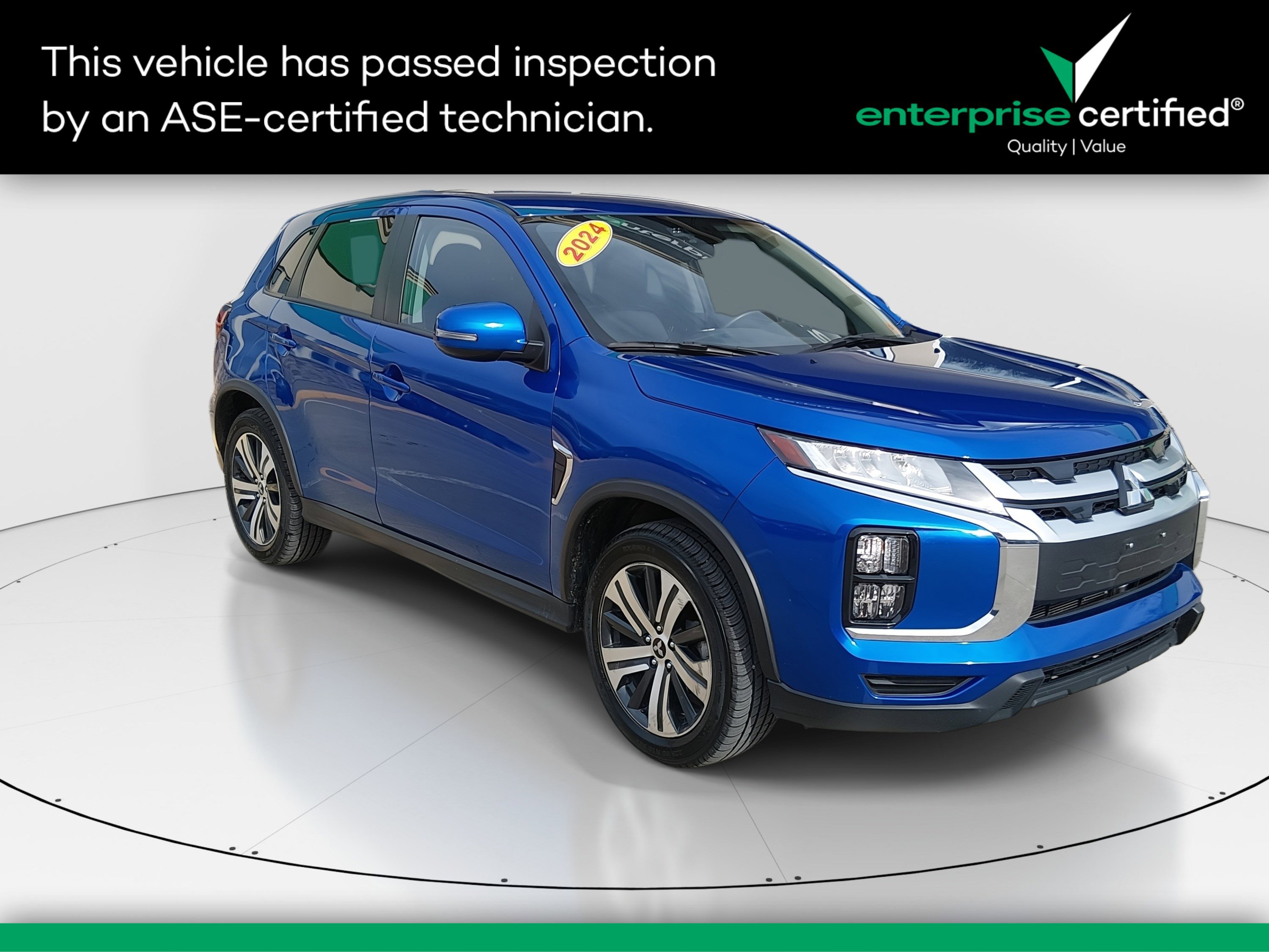 2024 Mitsubishi Outlander Sport SE's photo