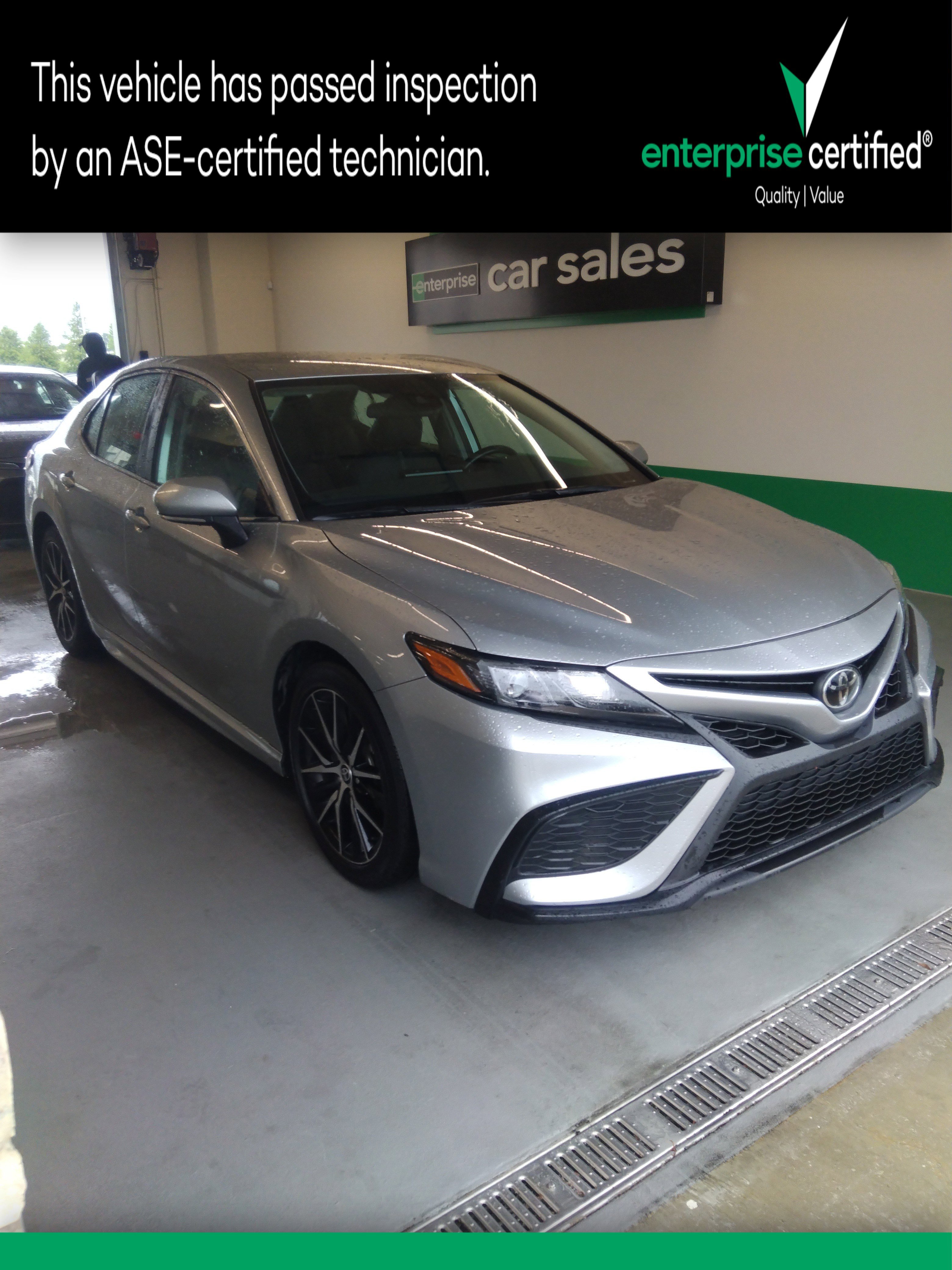2023 Toyota Camry SE Auto