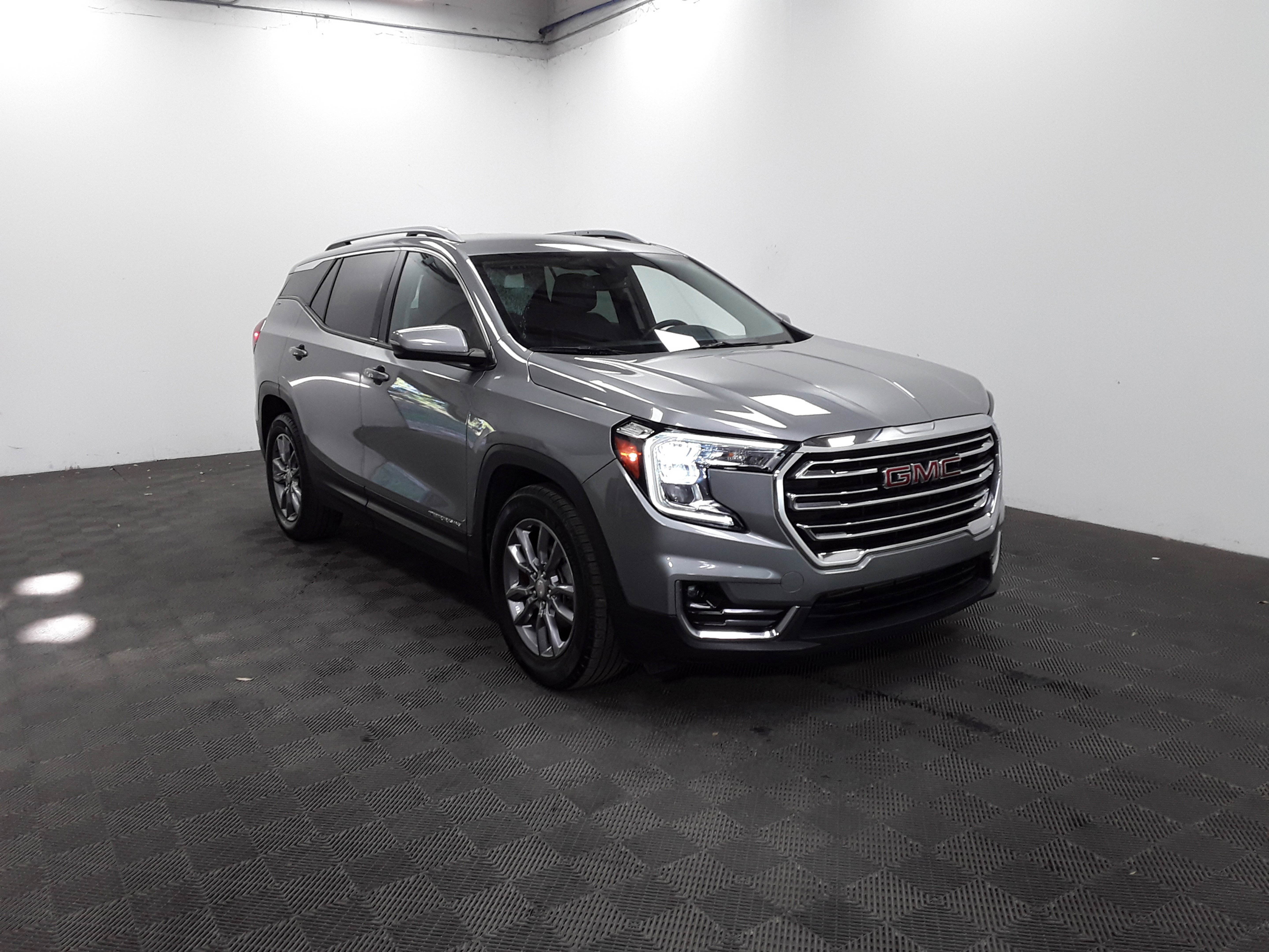 2023 GMC Terrain FWD 4dr SLT