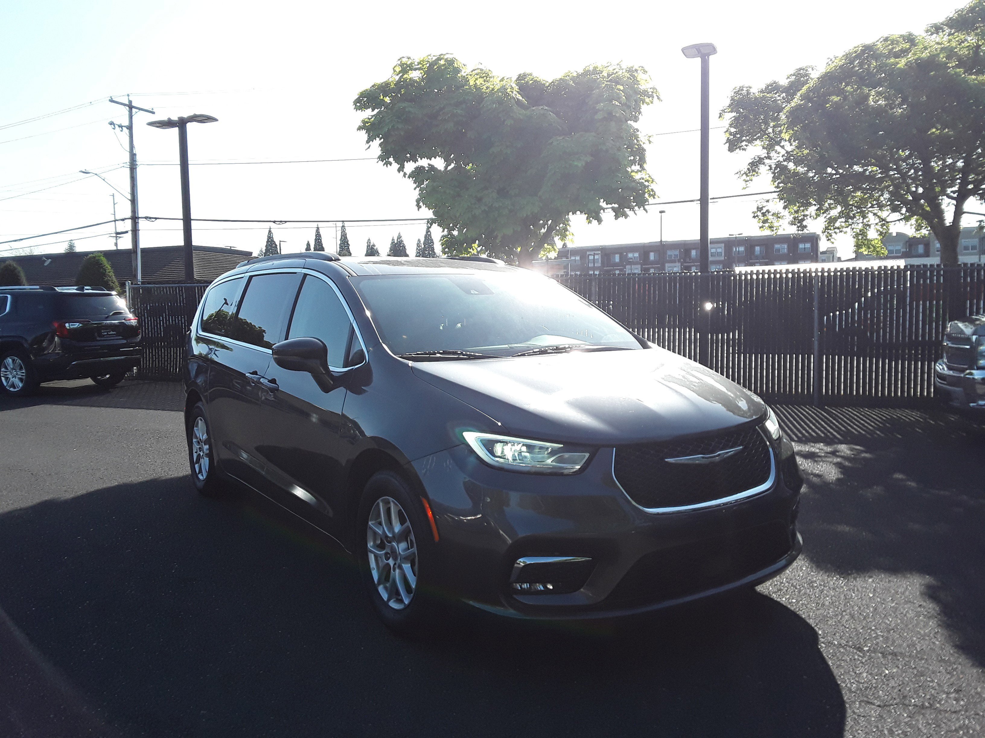 2022 Chrysler Pacifica Touring L FWD