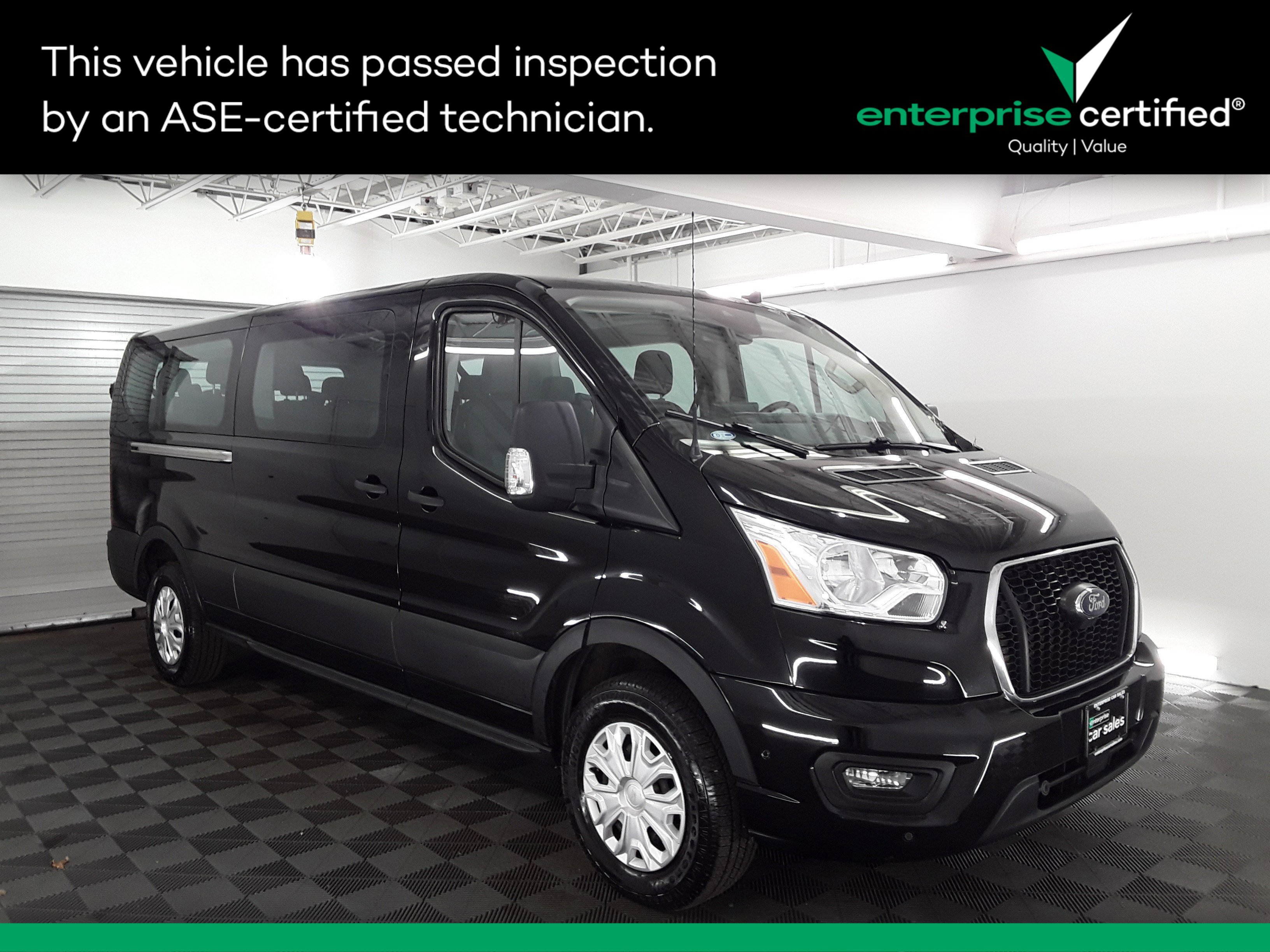 2022 Ford Transit Passenger Wagon T-350 148