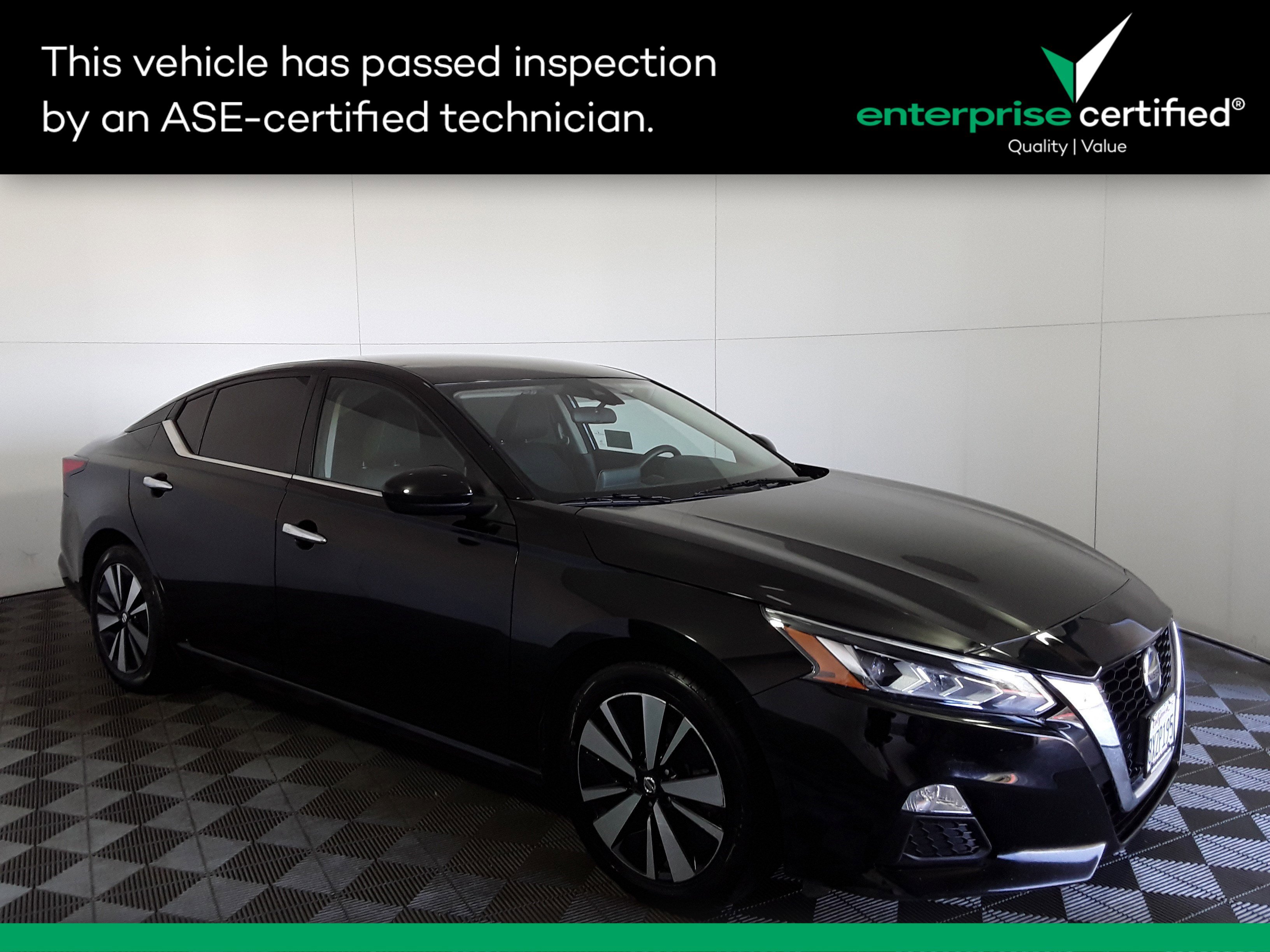 Used 2022 Nissan Altima 2.5 SV Sedan