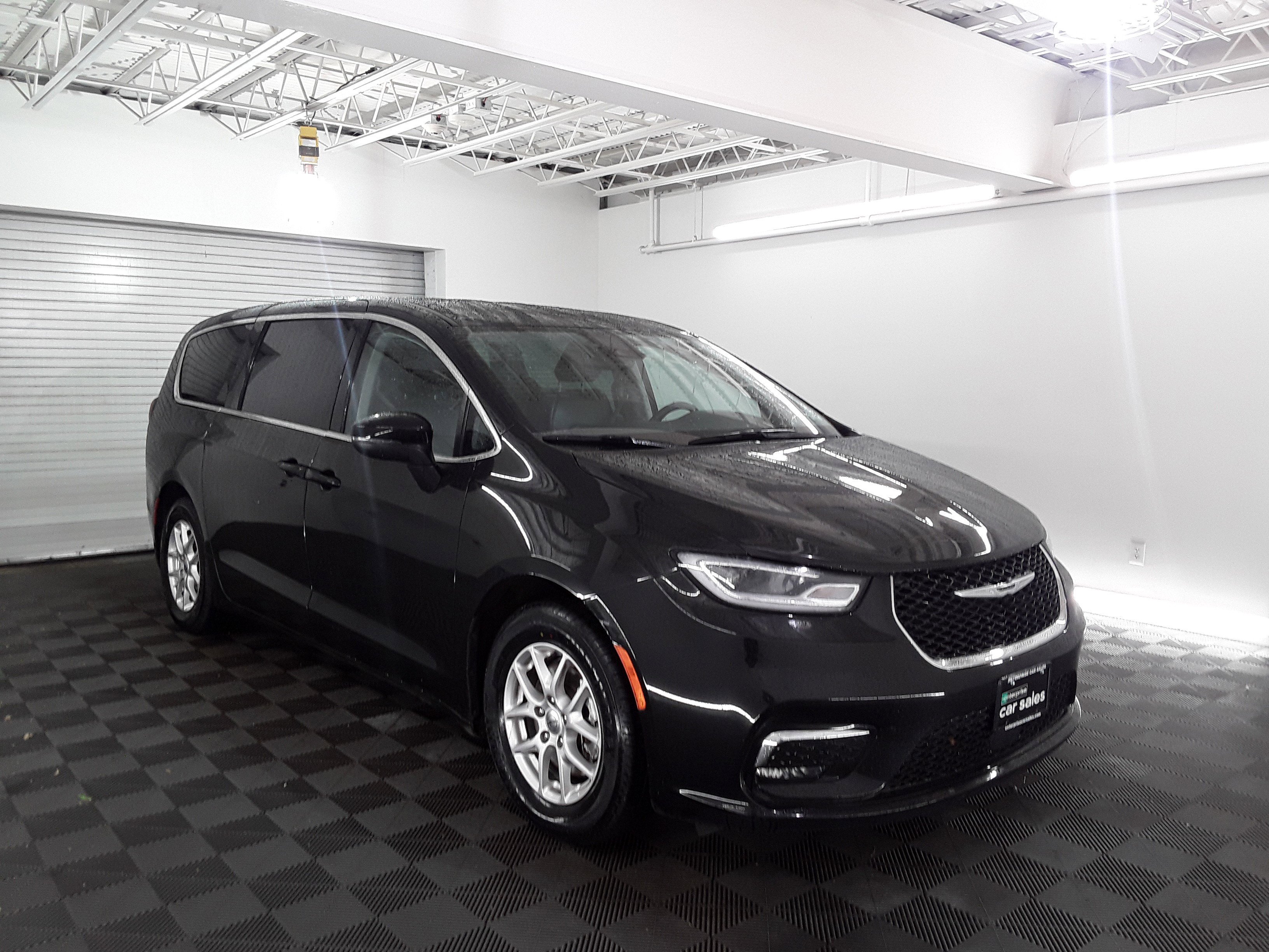 2023 Chrysler Pacifica Touring L FWD